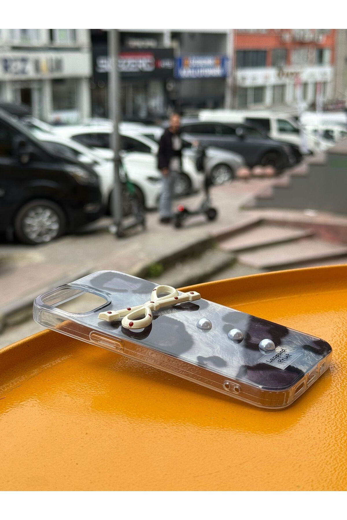 soonaksesuar Samsung Galaxy A16 İnci Detaylı Fiyonklu Desenli Lüks Kılıf
