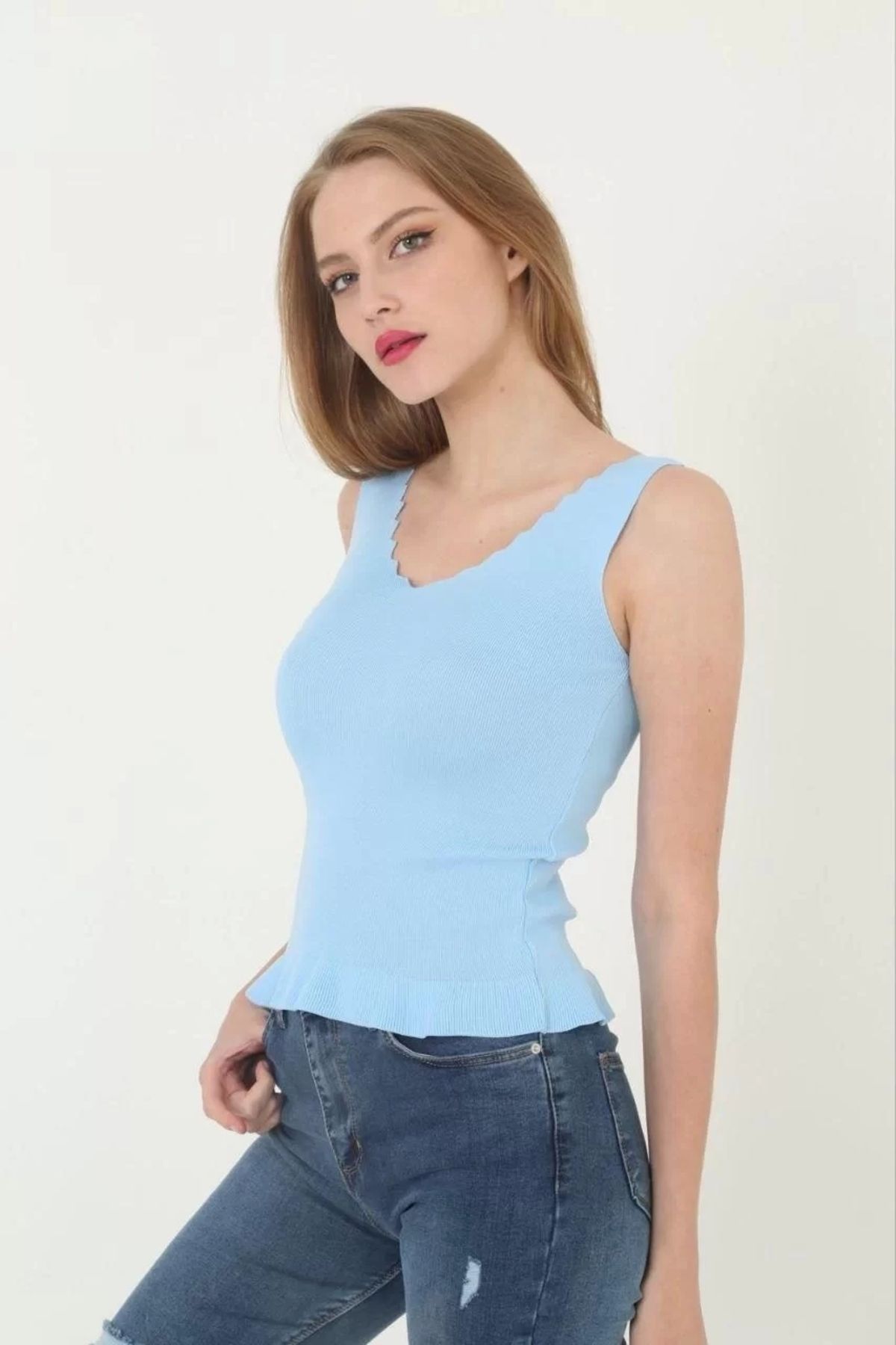 CVS Kadın V Yaka Fırfır Detay Crop - Mavi