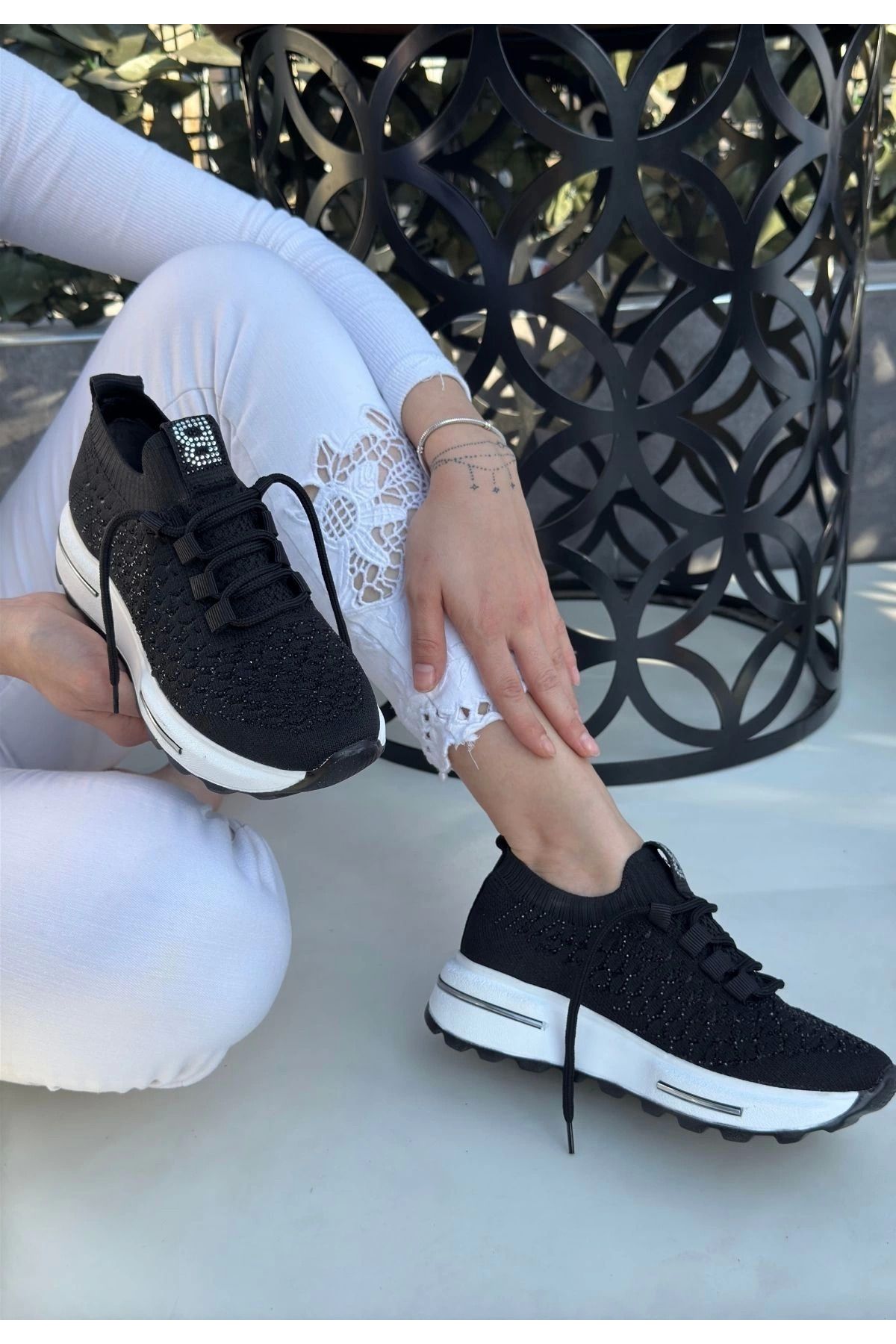 Shop58 Cilla Siyah Triko Boncuk İşlemeli Spor Ayakkabı