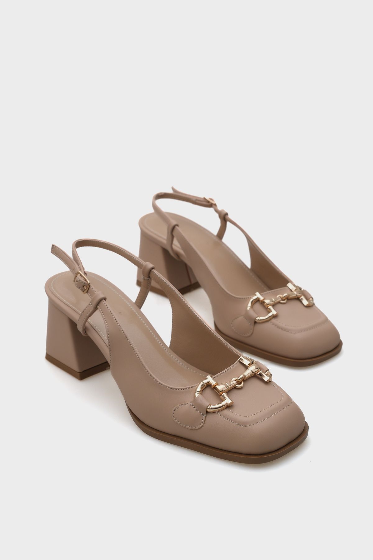 Capone Outfitters-Quinn Damenschuhe mit offenem Rücken, stumpfer Spitze und dickem Absatz und Schnalle 1