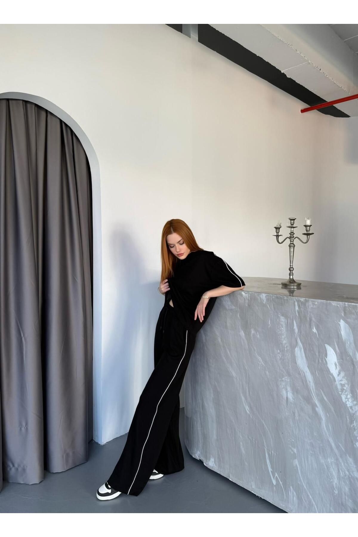 Cappmoda TKM-0020 Siyah Yan Biyeli Modal Kumaş Salaş Yarım Kol Bluz Palazzo Alt İkili Takım