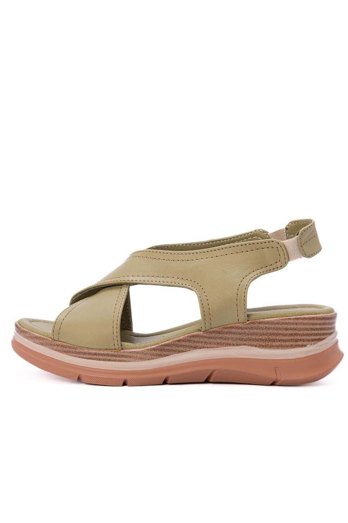 Gusse Mabel Kadın Hakiki Deri Sandalet 2562