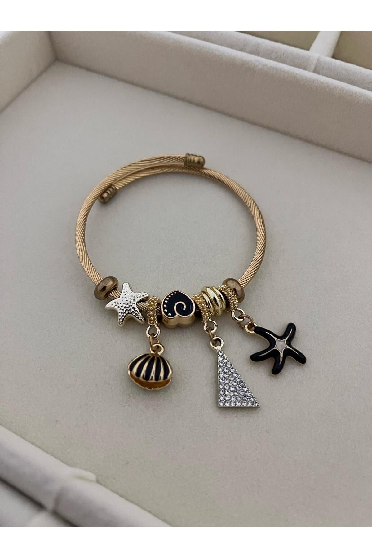 Lumina Atelier Gold Charm Bileklik