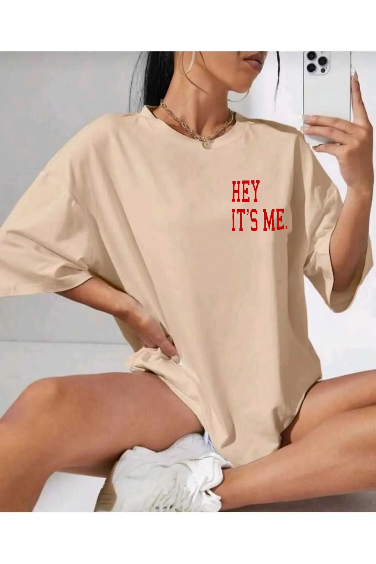 qavnas Unisex Hey IT s me Baskılı Rahat Kesim Bej T-Shirt