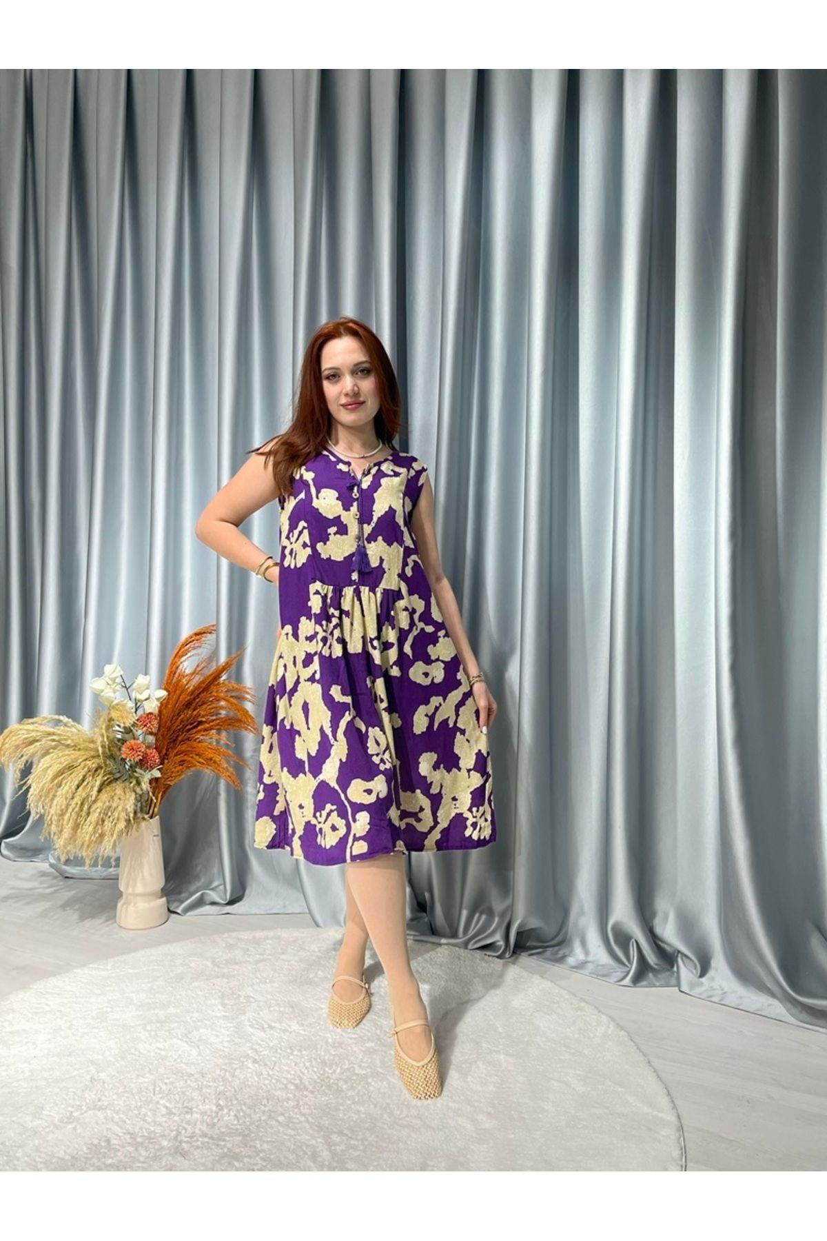 Butik Askılı Otantik Elbise