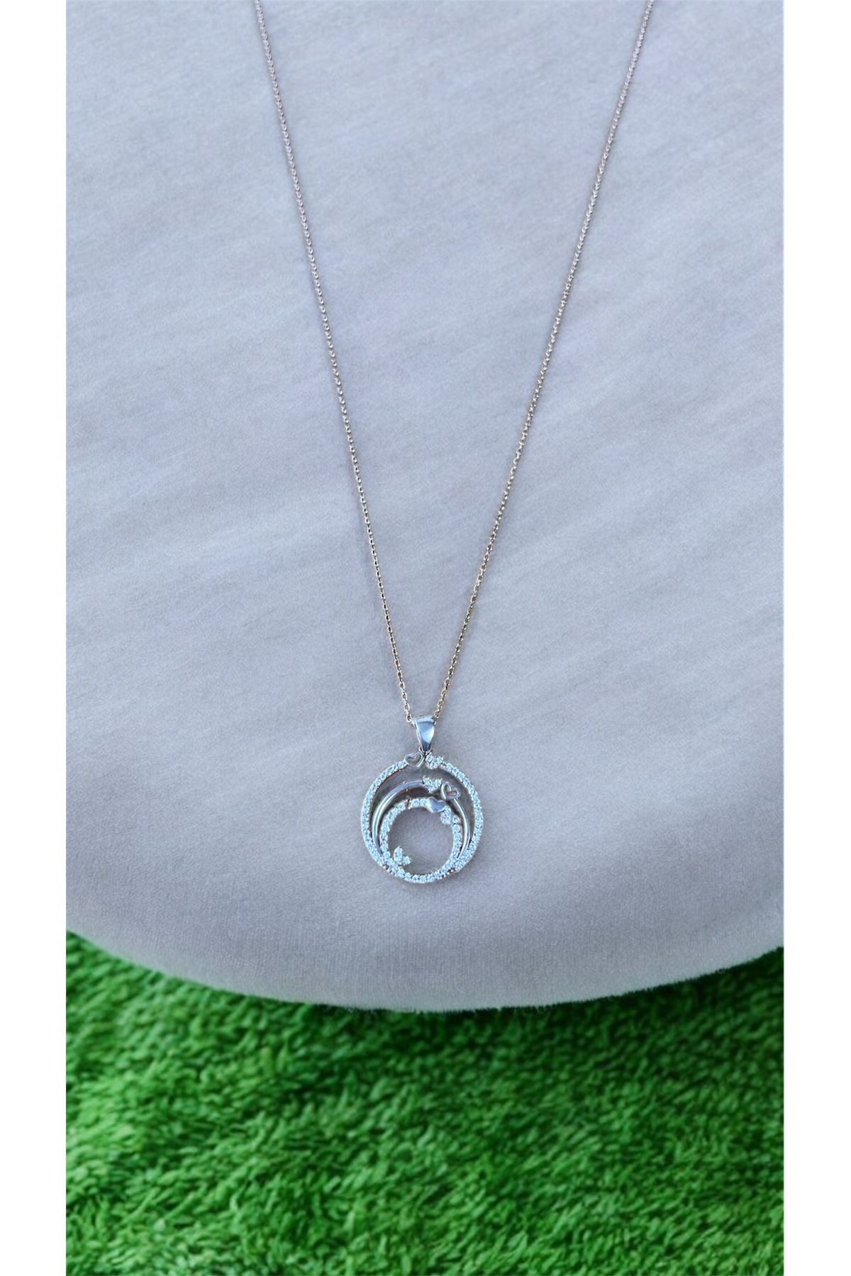 BEMUU STORE 925 Ayar Gümüş Kalp Detaylı Yuvarlak Kolye