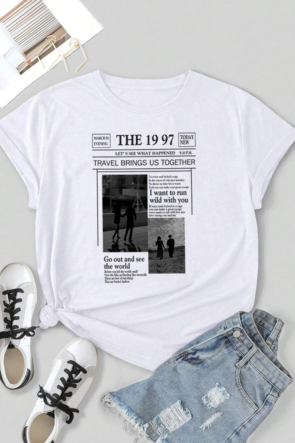 qavnas Unisex The Travel 1997 Baskılı Rahat Kesim Beyaz T-Shirt