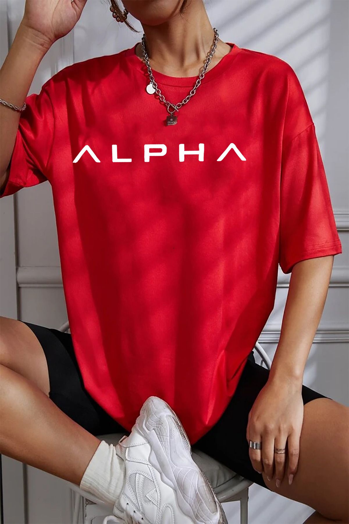 qavnas Unisex Alpha Baskılı Rahat Kesim Kırmızı T-Shirt