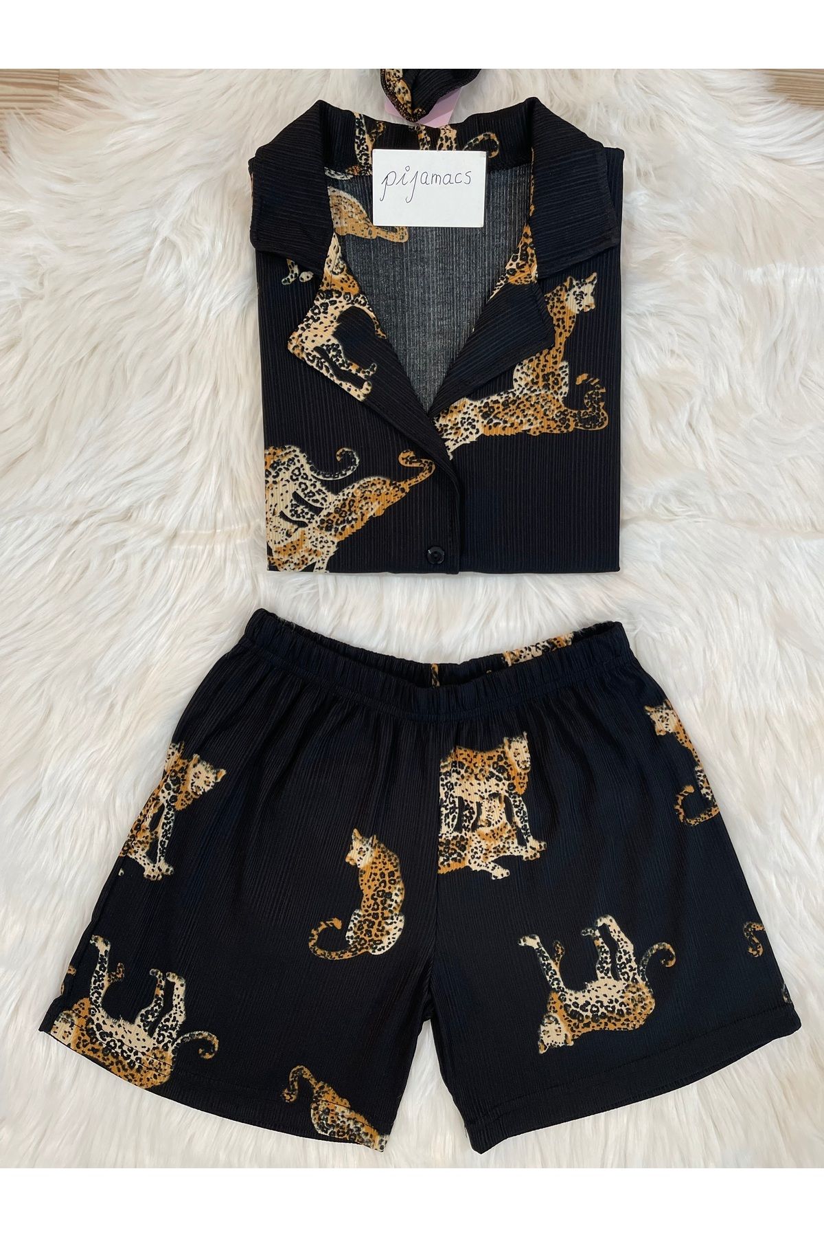 Pijamacs SİYAH LEOPAR DESENLİ ŞORTLU PEGASUS PİJAMA TAKIMI