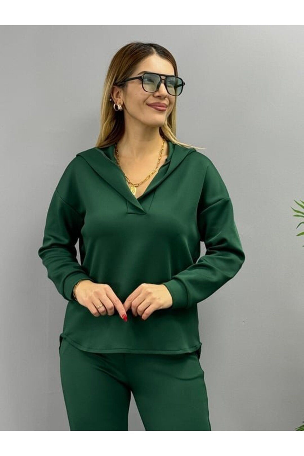 Şair Kadın Uzun Kol V Yaka Kapüşon Detay Sweat Ve Yüksel Bel Eşofman Ikili Takım