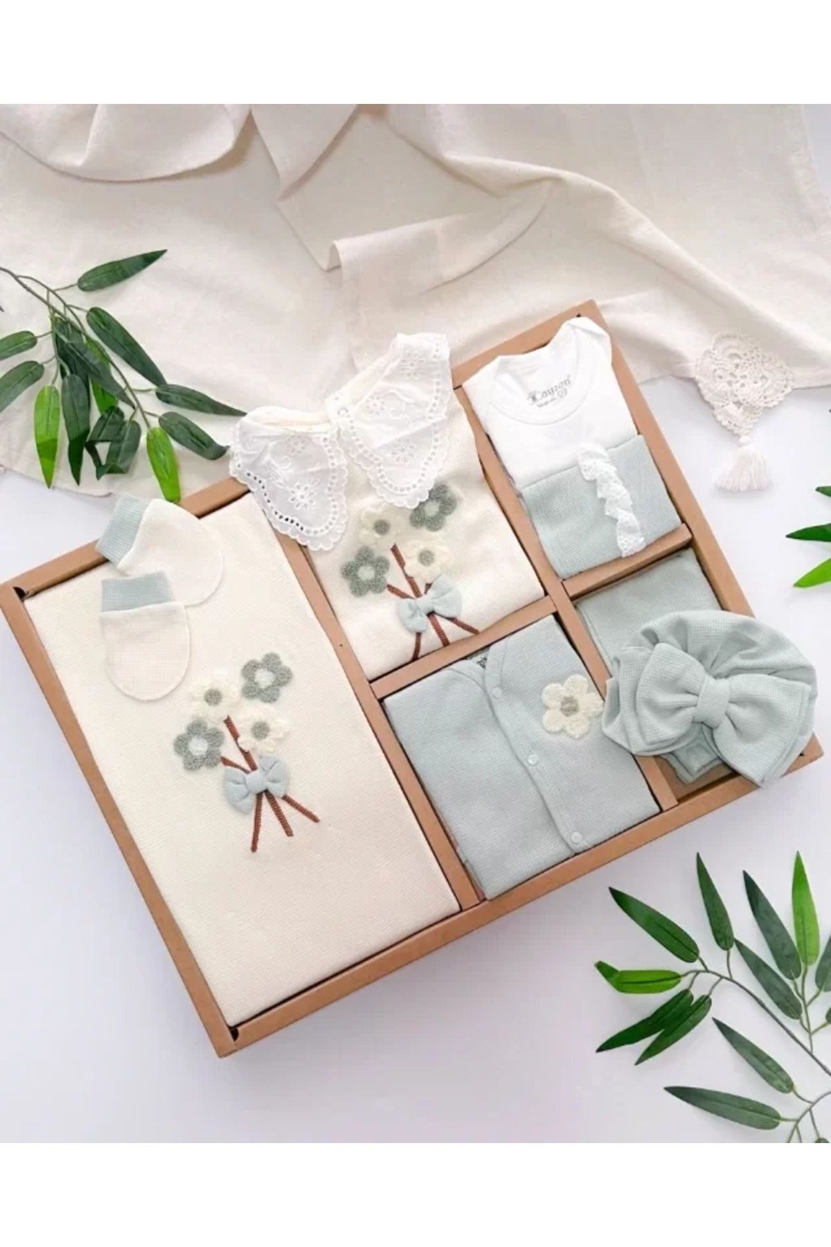 Shop58 Fiyonk Ve Çiçek Detaylı %100 Pamuk 10 Parça Bebek Hastane Çıkış