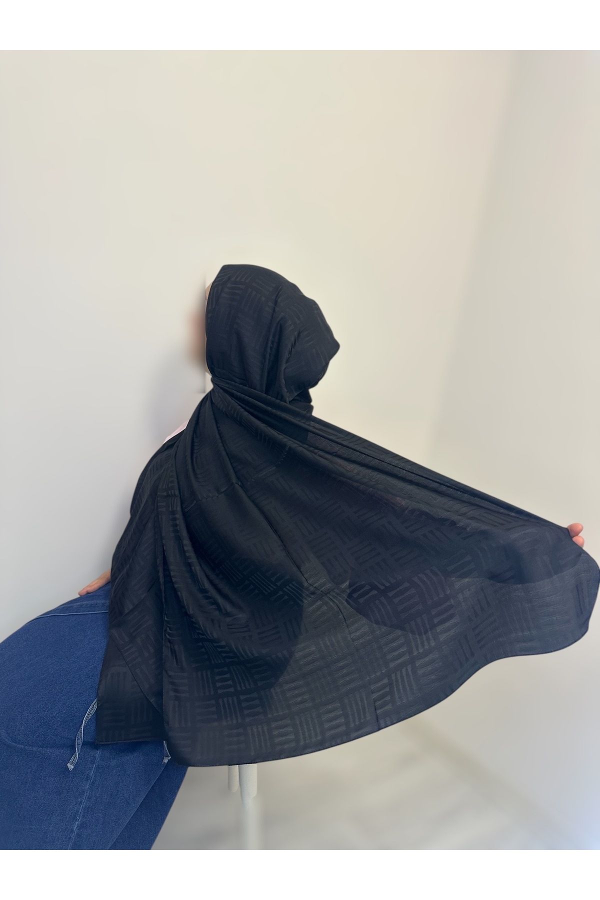 Şalcınız Jakar Çubuk Desen Şal