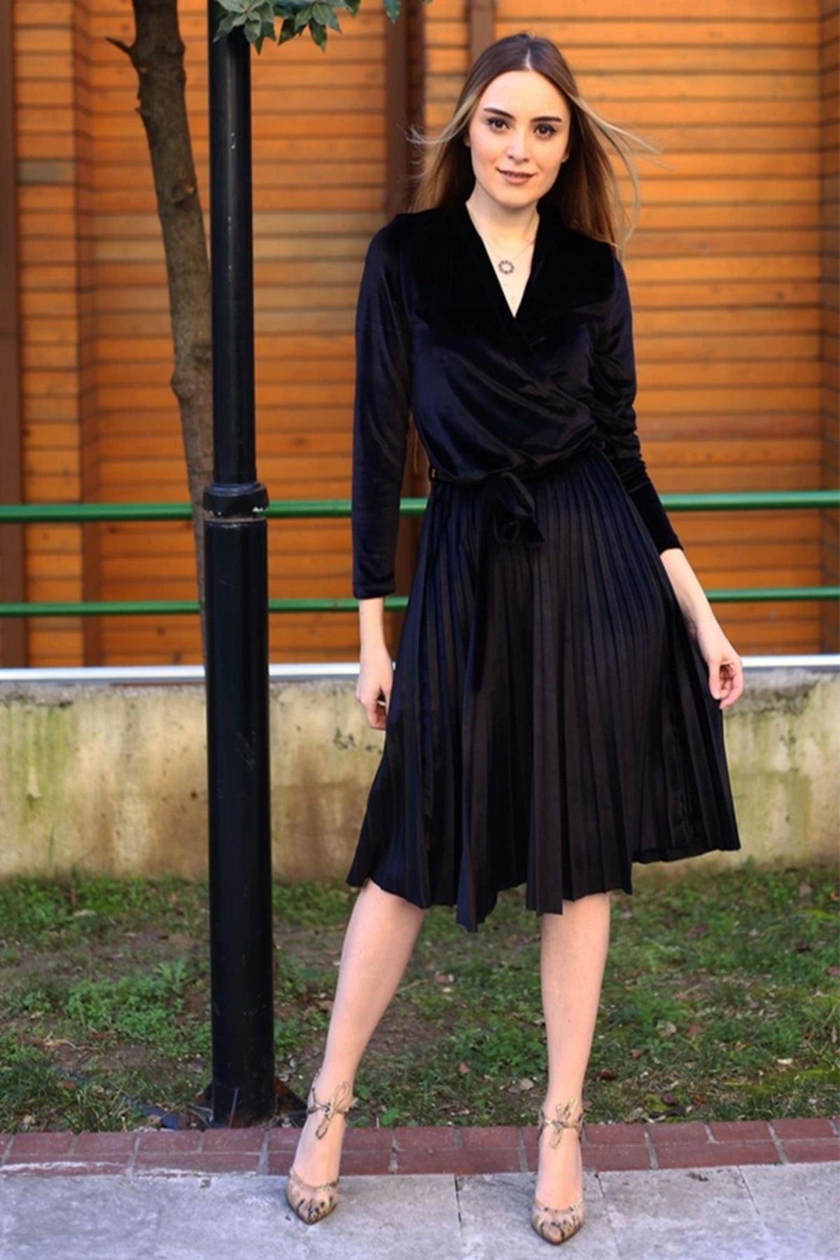 azra moda Kadife Midi Boy Pileli Elbise -SİYAH