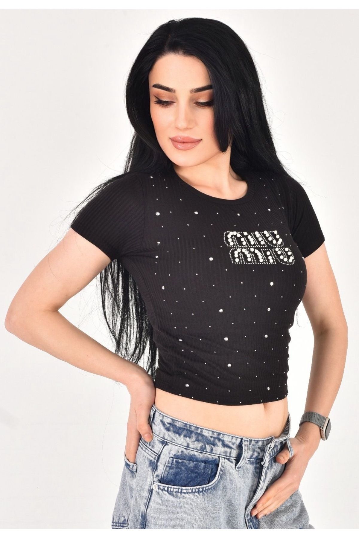 Butik Yeni Model Dar Kalıp Kadın Kısakollu Crop Tşört