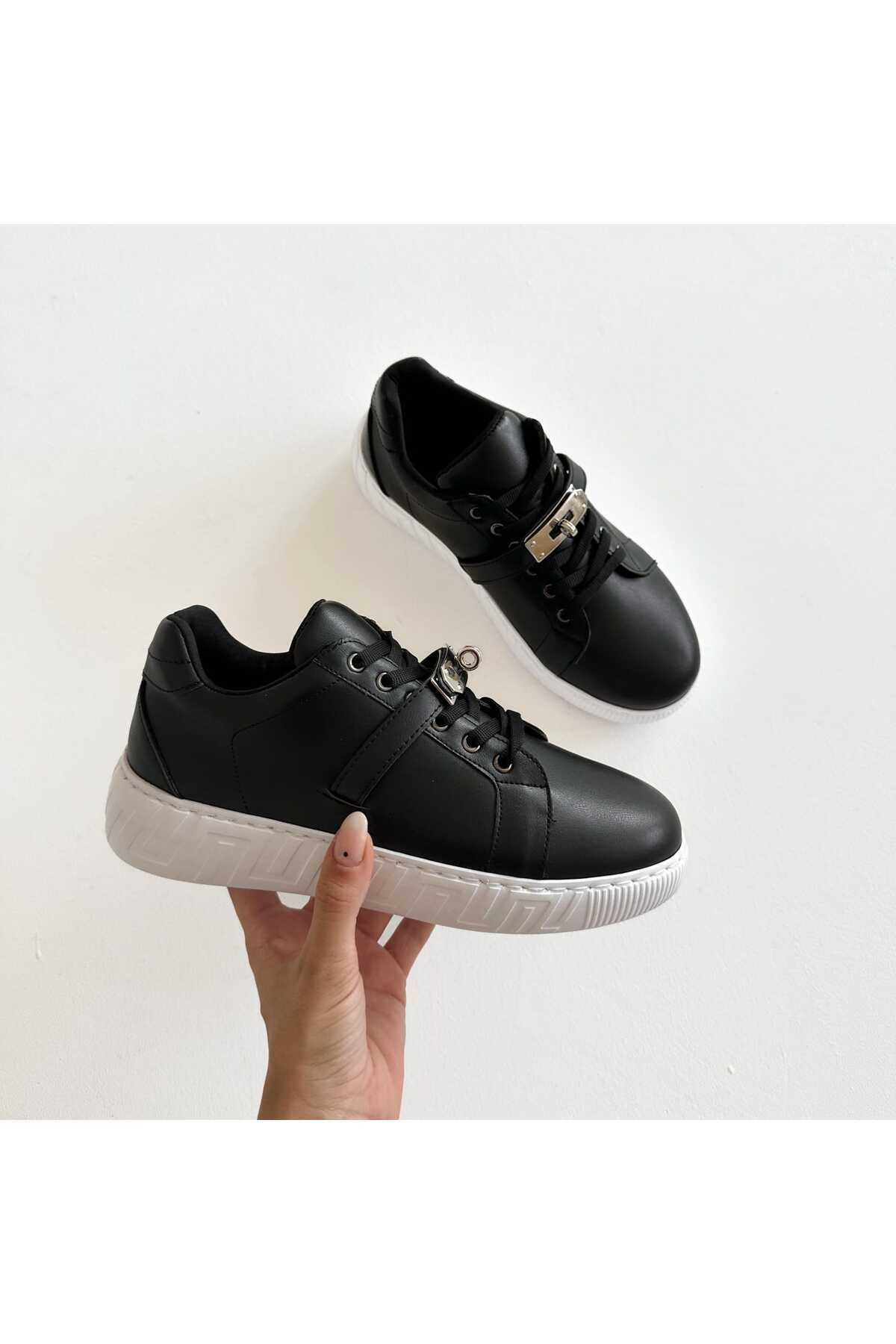 ButikSN collection Kadın Spor Ayakkabı Sneaker Bağcıklı Kemer Detaylı Ultra Ortopedik siyah