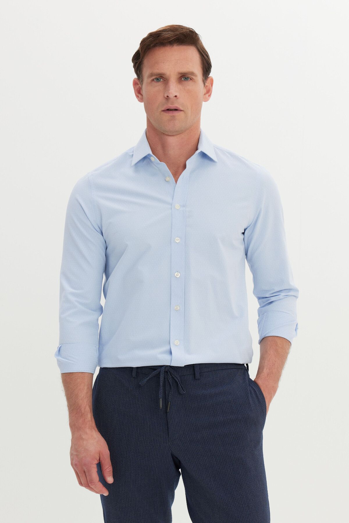 ALTINYILDIZ CLASSICS Erkek Mavi Pamuklu Slim Fit Dar Kesim Klasik Yaka Armürlü Gömlek