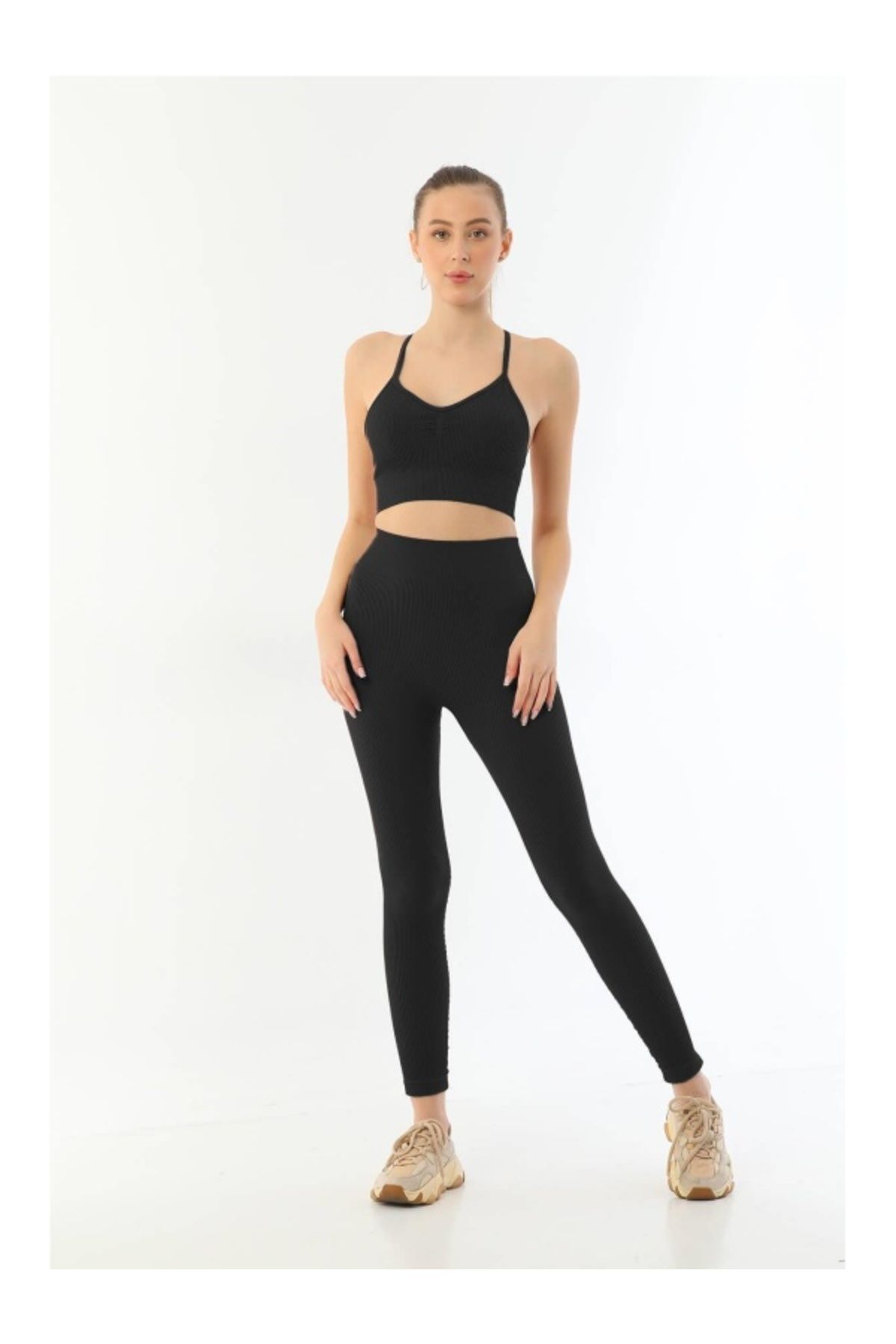 kapsulavm SİYAH MI Emay 3921 Soft Seamless Ripli Tayt Yoga Takımı