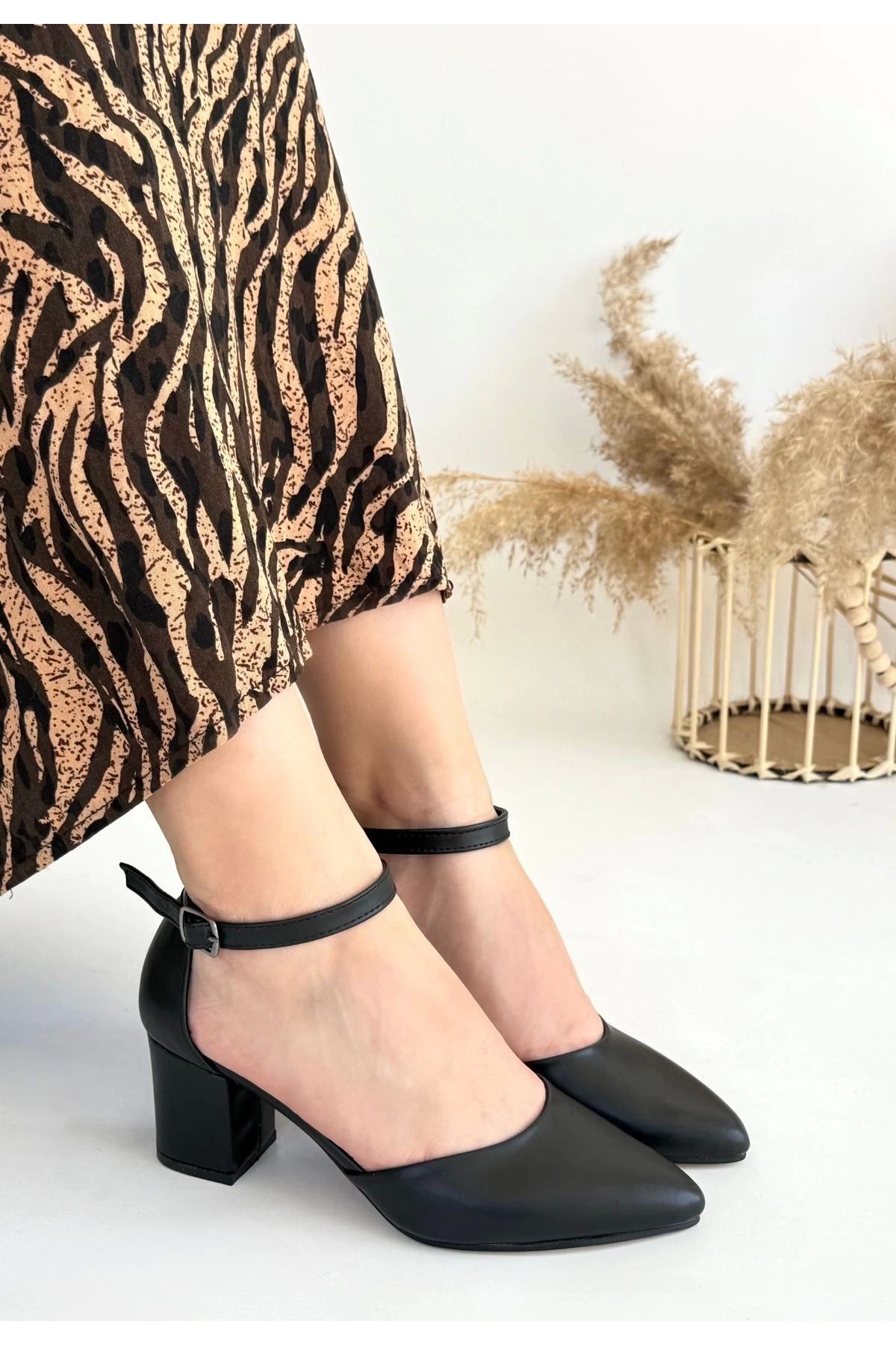 Shop58 Mulen Siyah Cilt Topuklu Ayakkabı