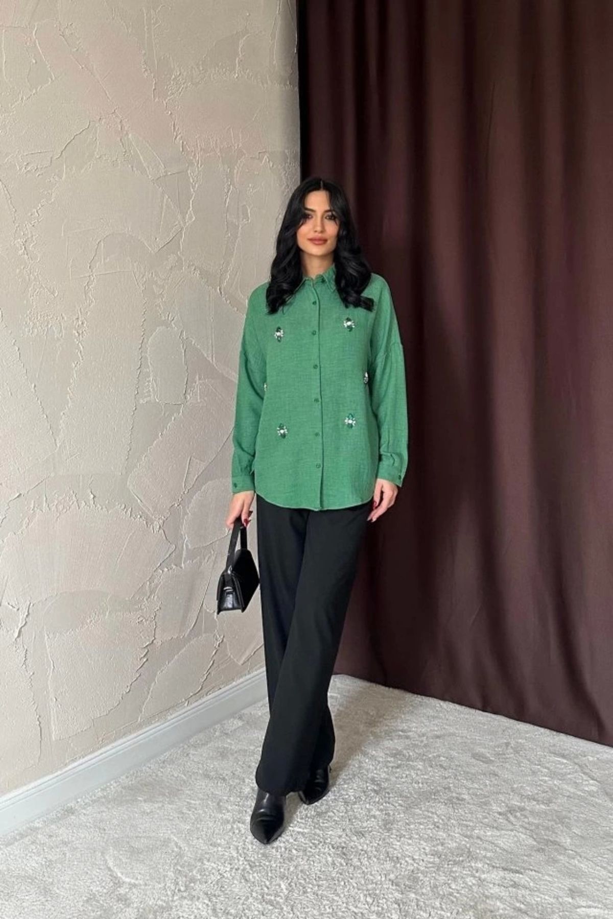 Butik Haki Taş İşlemeli Gömlek