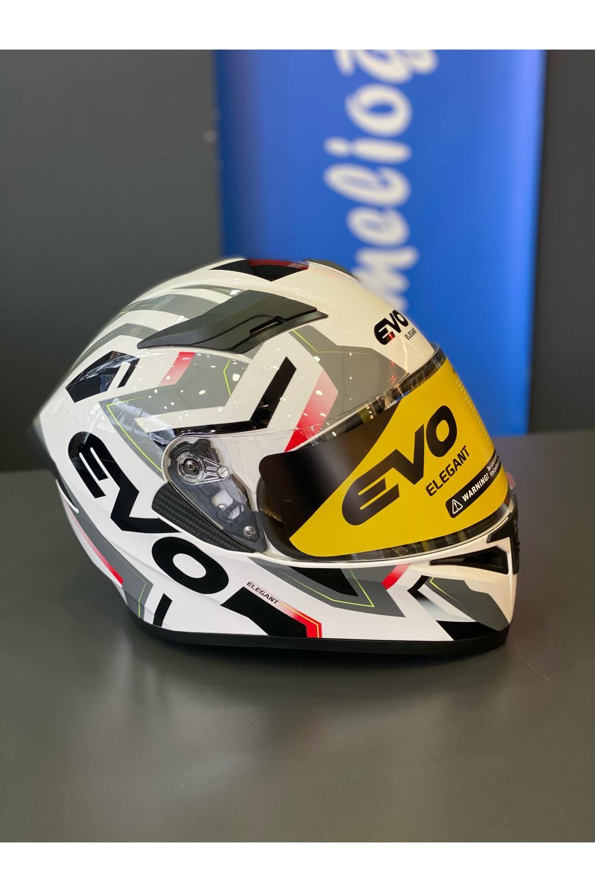EVO ELEGANT KASK