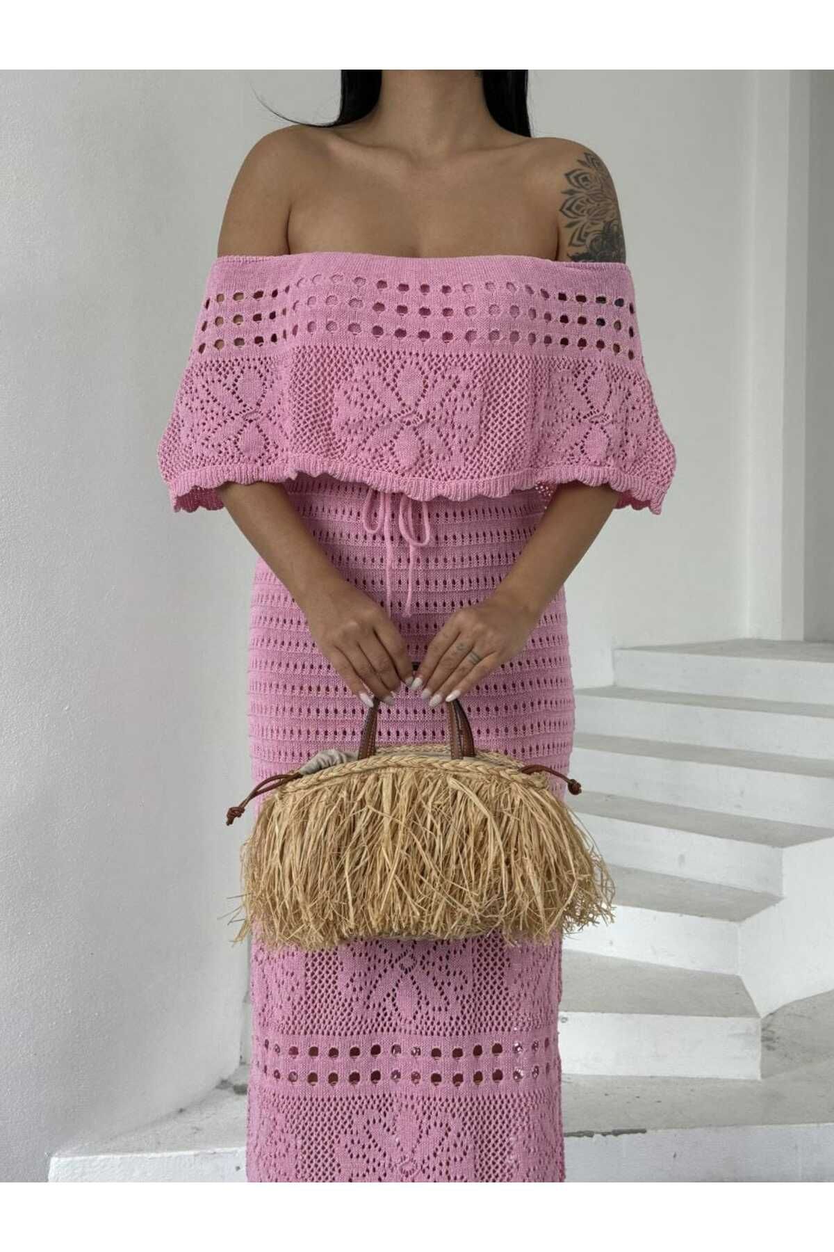 LE CARAMBOLE Kadın Pembe Madonna Yaka Örgü Detaylı Yazlık Triko Elbise