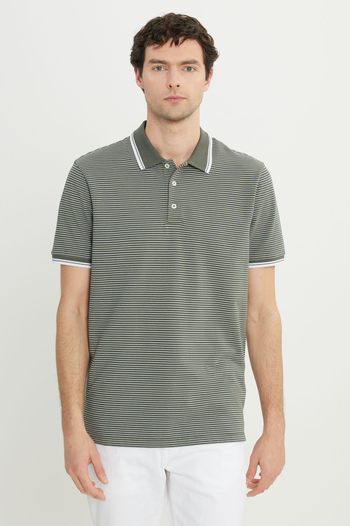 ALTINYILDIZ CLASSICS Erkek Haki Pamuklu Slim Fit Dar Kesim Polo Yaka Çizgili Tişört