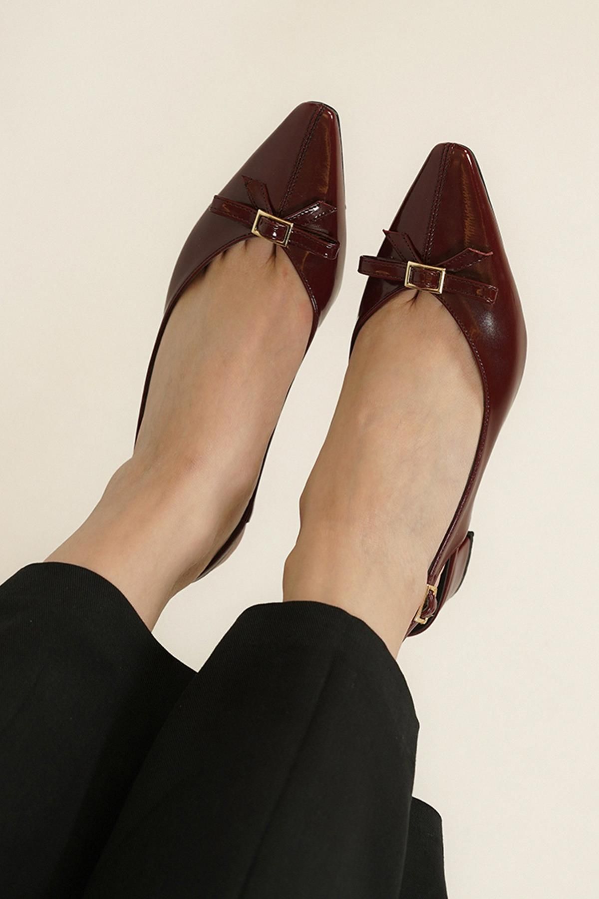 Stilbagshoes ELİNOR FİYONK TOKA DETAYLI KADIN AYAKKABI BORDO