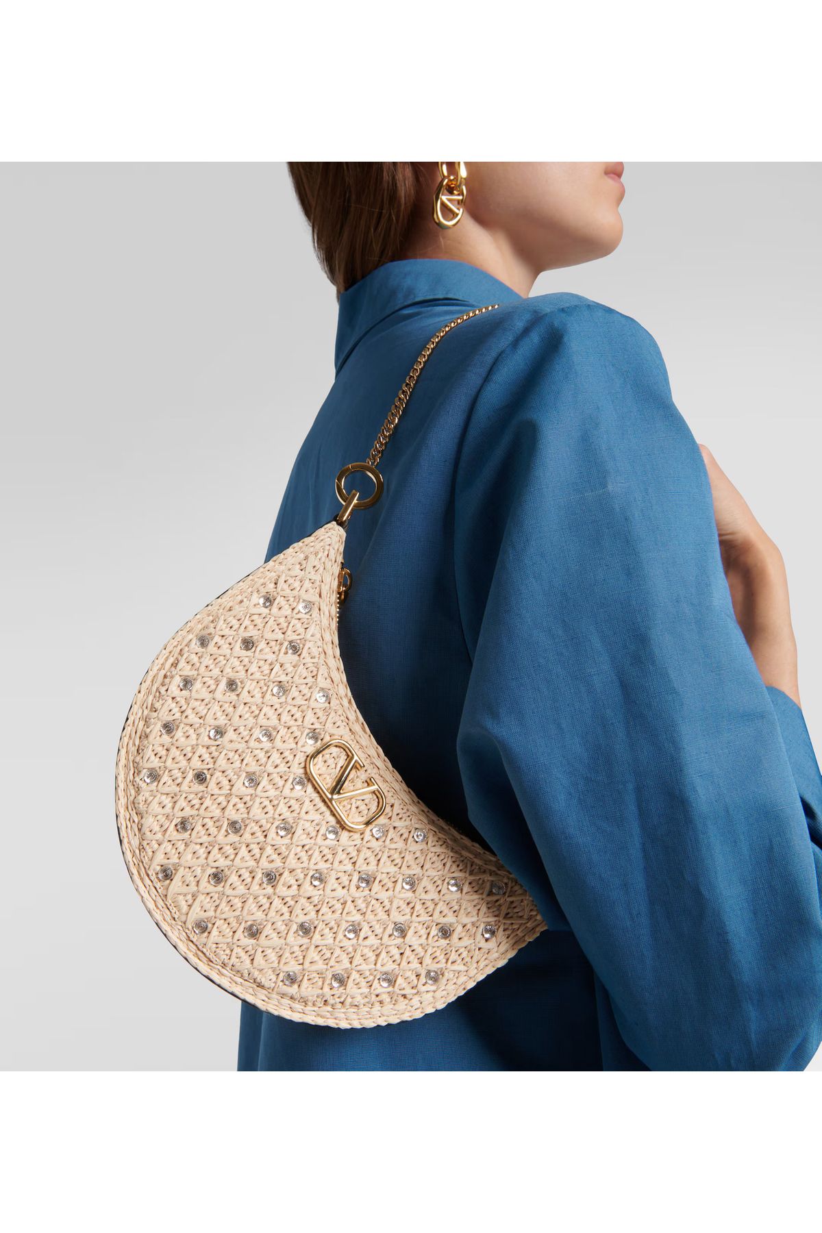 Valentino Garavani VLogo Signature raffia-effect shoulder bag
