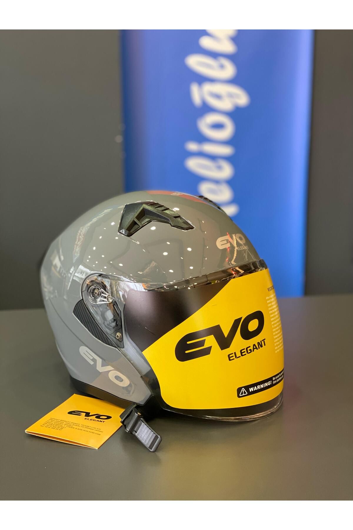 EVO ELEGANT ÇENESİZ KASK