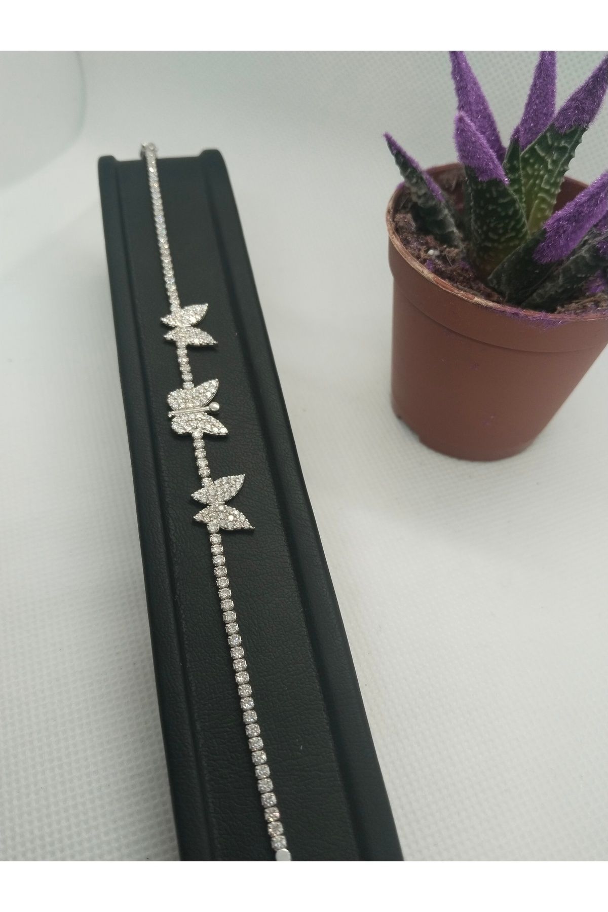 MehVa Silver 925 ayar gümüş zirkon taş rodyum kaplama kelebek 3 lü sıralı taşlı