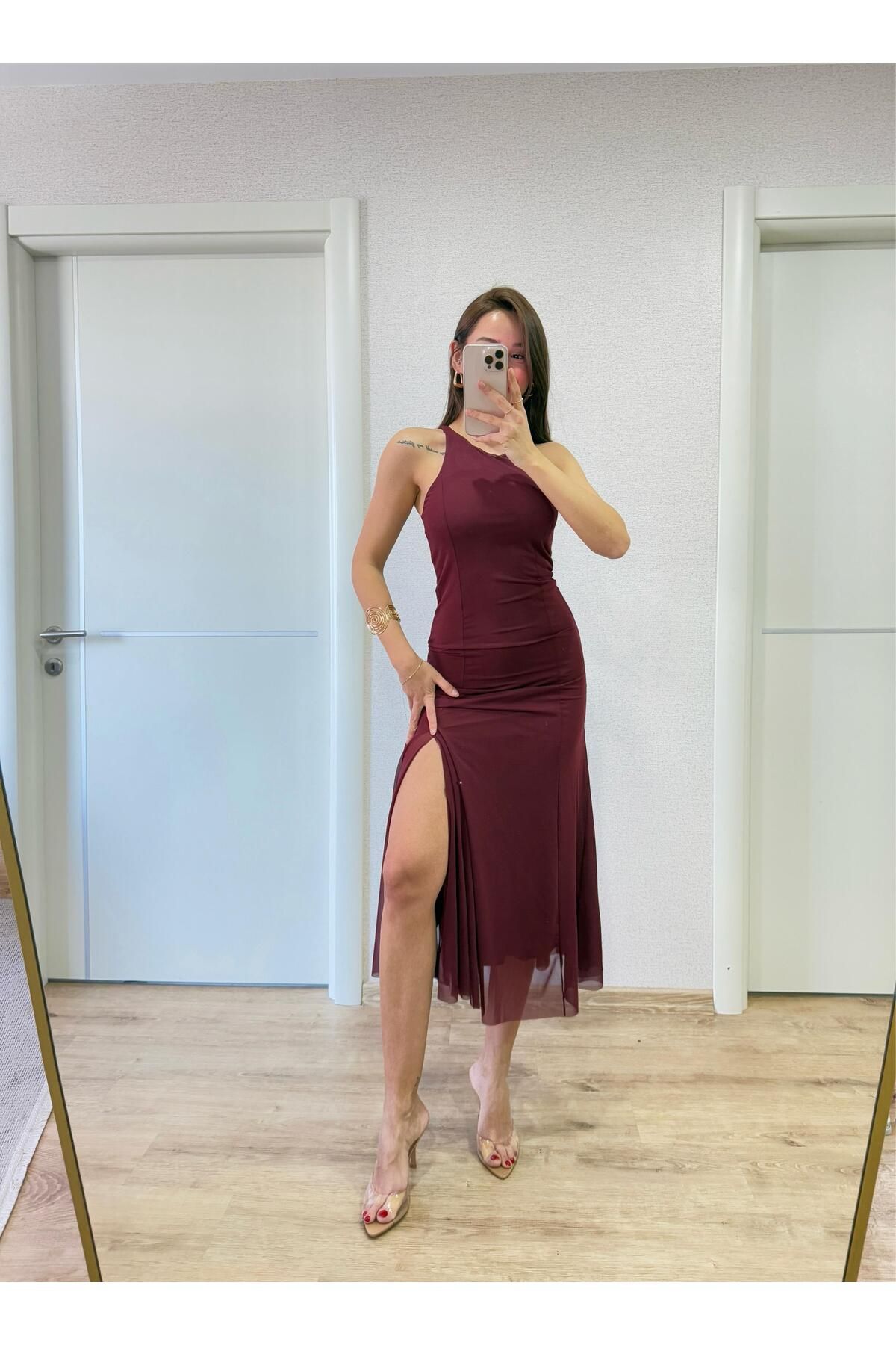 Caelina İÇ GÖSTERMEYEN YIRTMAÇLI TÜL ELBİSE