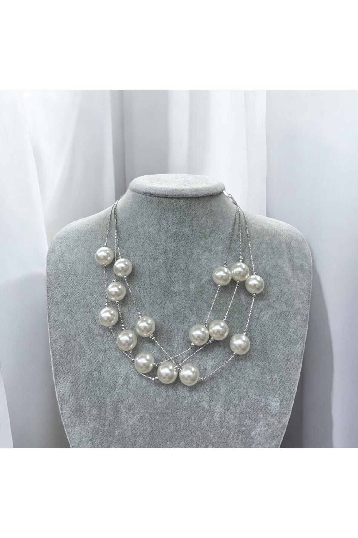 Esdem Accessories Üçlü sarmal incili tasarım kolye