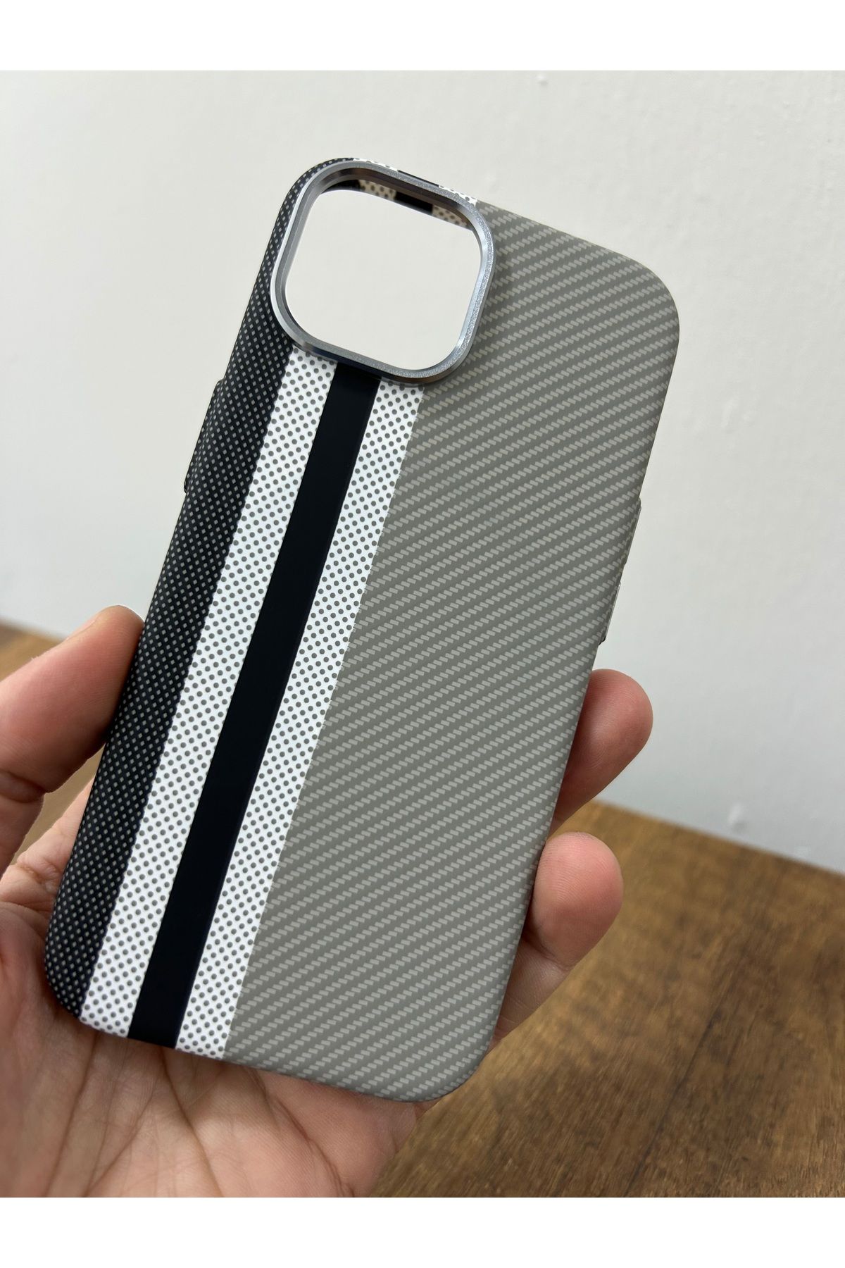 Netpa İphone 13/14 Epoxy Case Magsafe Özellikli Kılıf