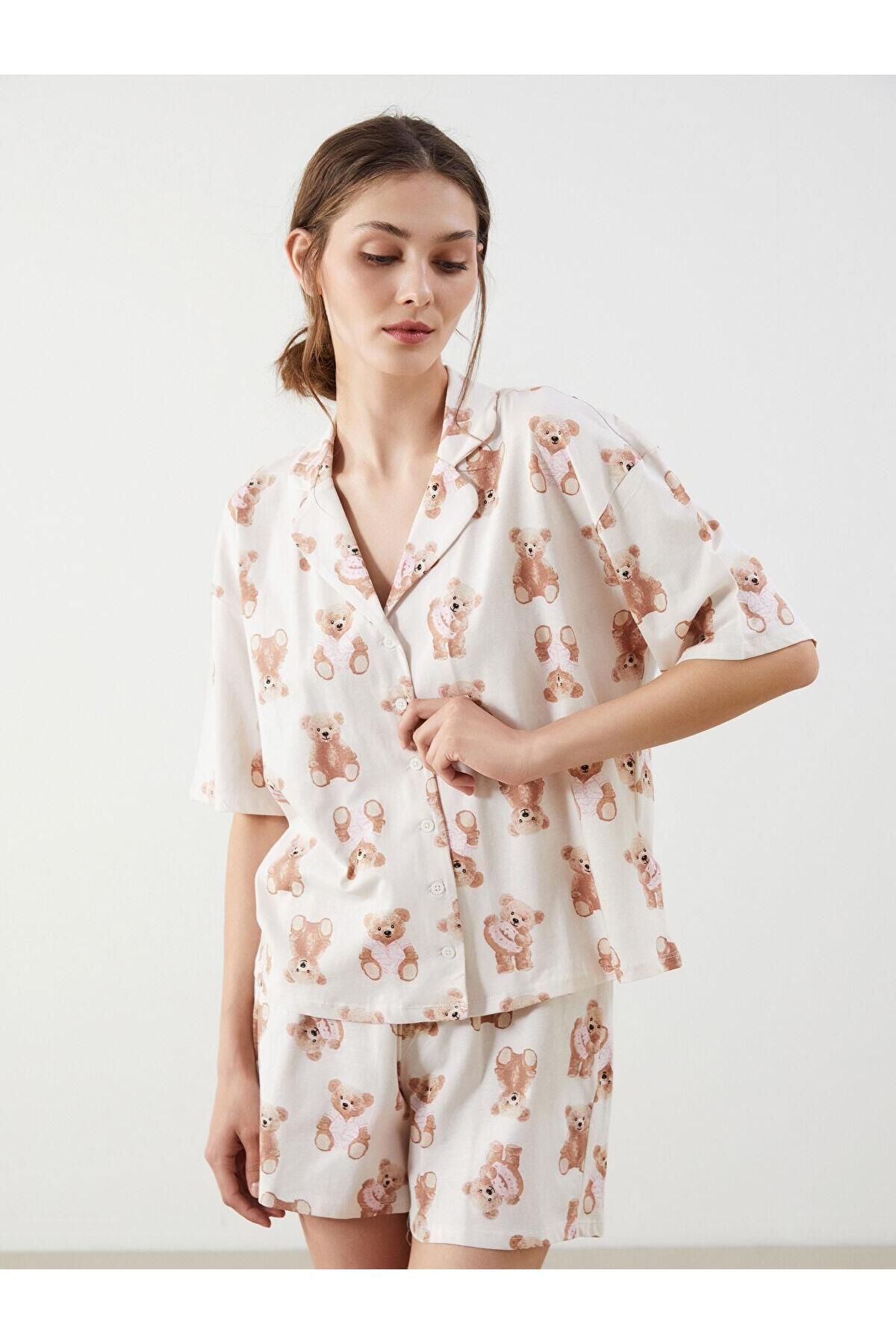 LC Waikiki LCW Young Gömlek Yaka Ayı Baskılı Kadın Şortlu Pijama Takımı (S5)