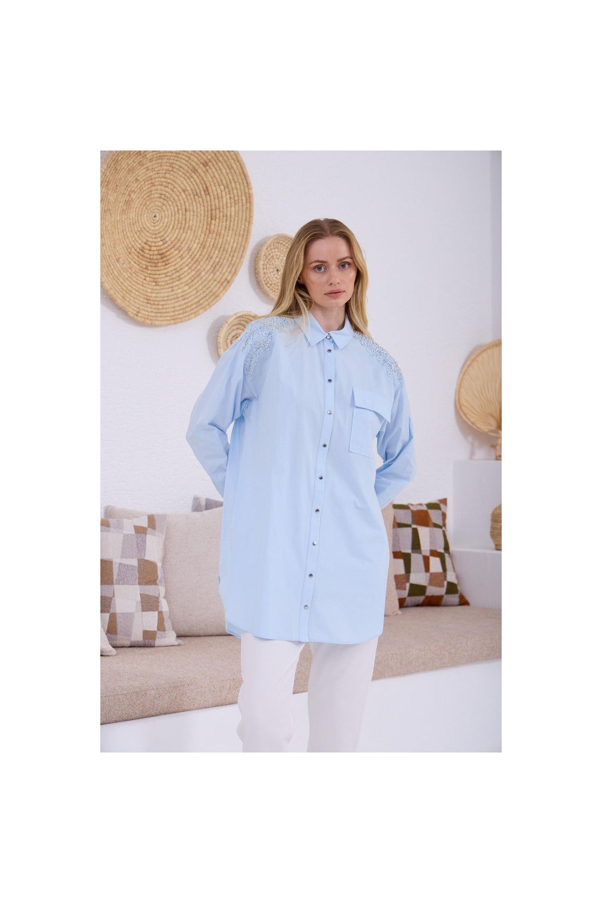 Moodbasic YENİ MOODBASİC KADIN TAŞLI DANTELLİ GÖMLEK MB11.245