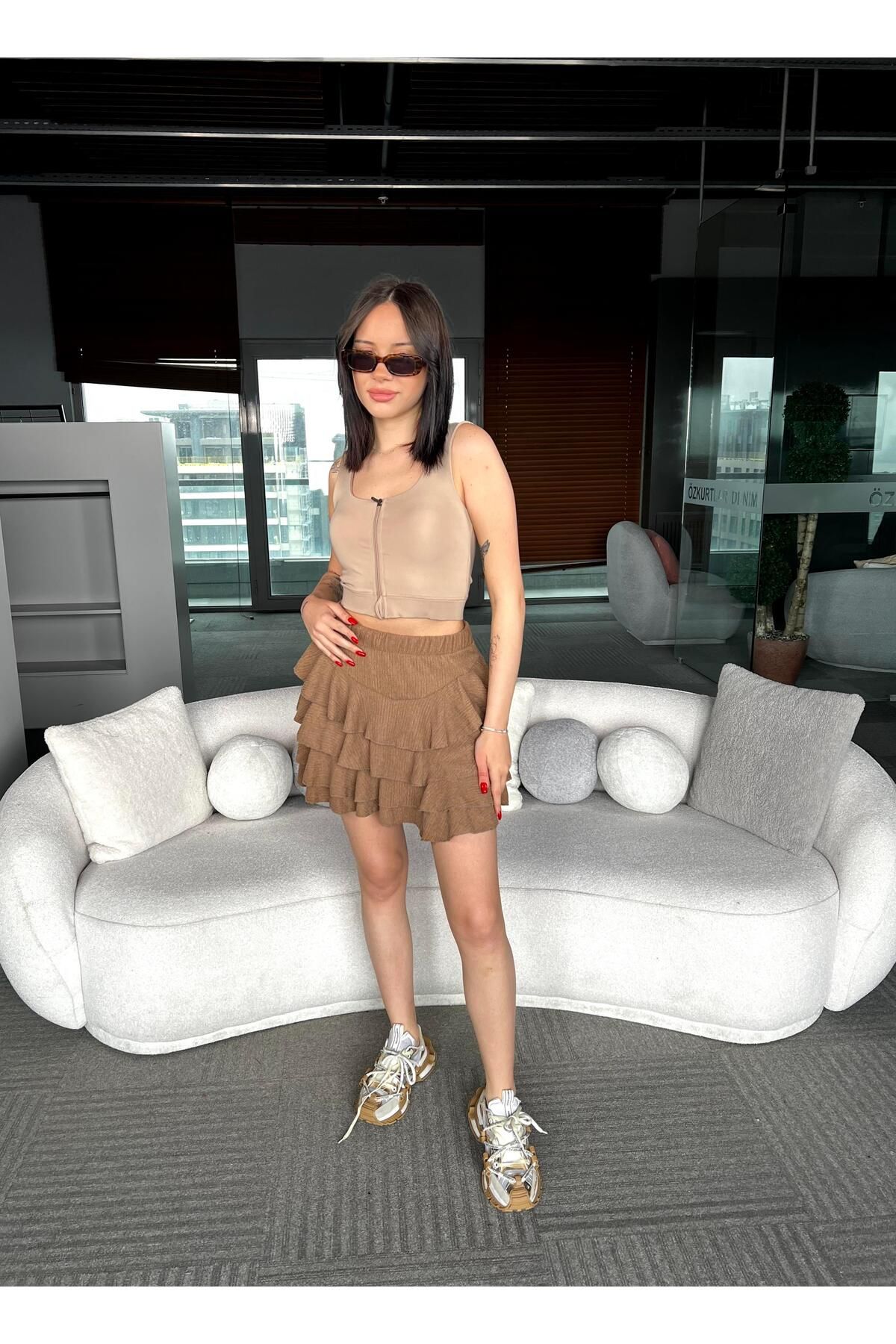 TamSeninTarzin Melanie Önden Fermurlı Crop Tops