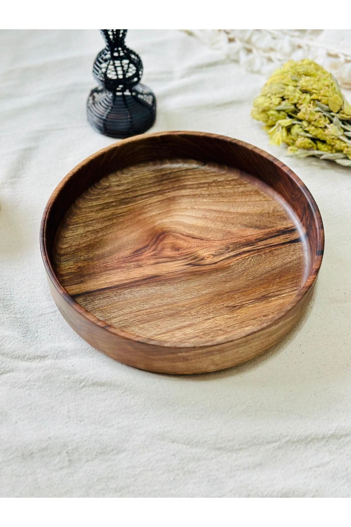 Carveni Doğal Ceviz Ağacı Sunum Tepsisi | 23 cm Çap – 4.5 cm Yükseklik