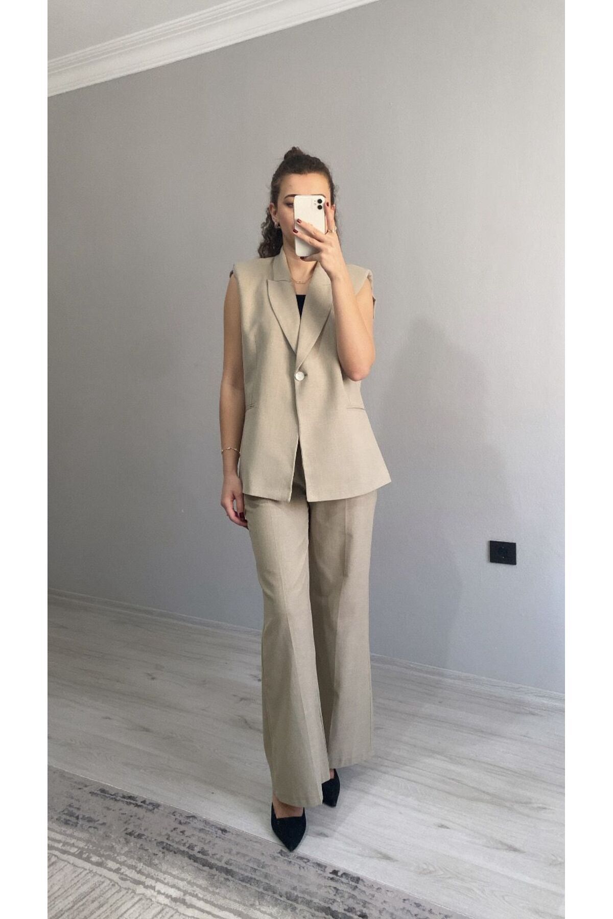 Niceboutique-Double Breasted Collar Padded Vest Back Waist Elastic Loose Trousers Linen Set 4