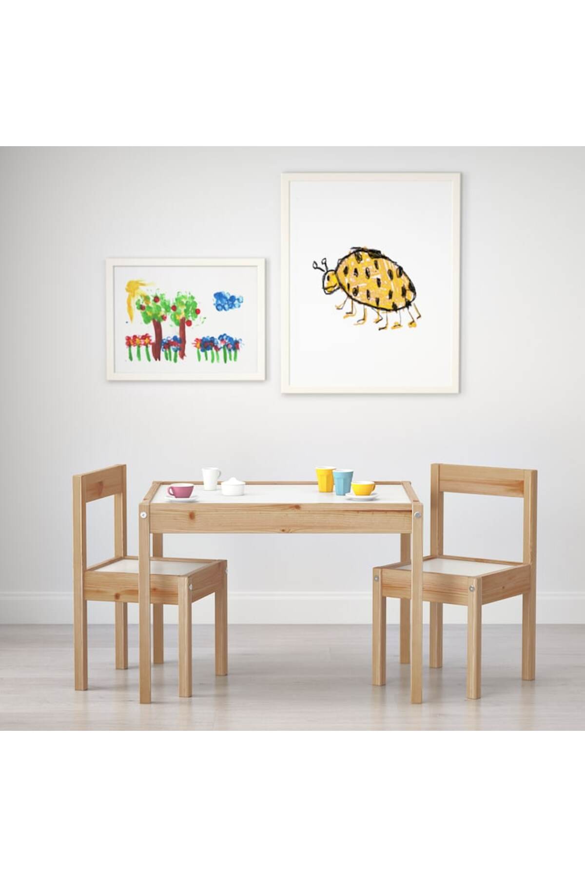 طاولة أطفال مع كرسيين, أبيض/صنوبر