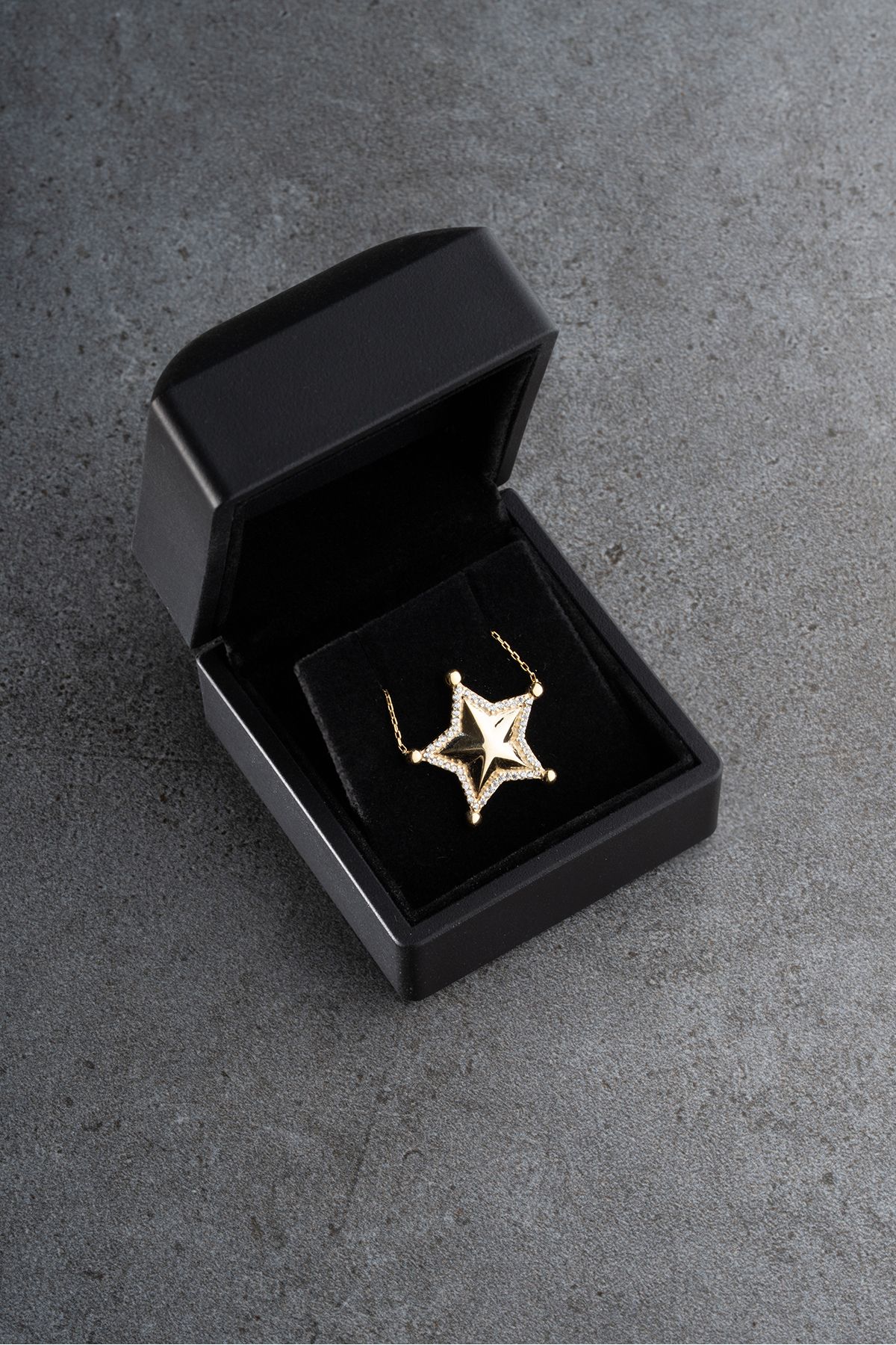 Silvano Jewelry 925 Ayar Gümüş Işıklı Kutuda Yıldız Model Kolye
