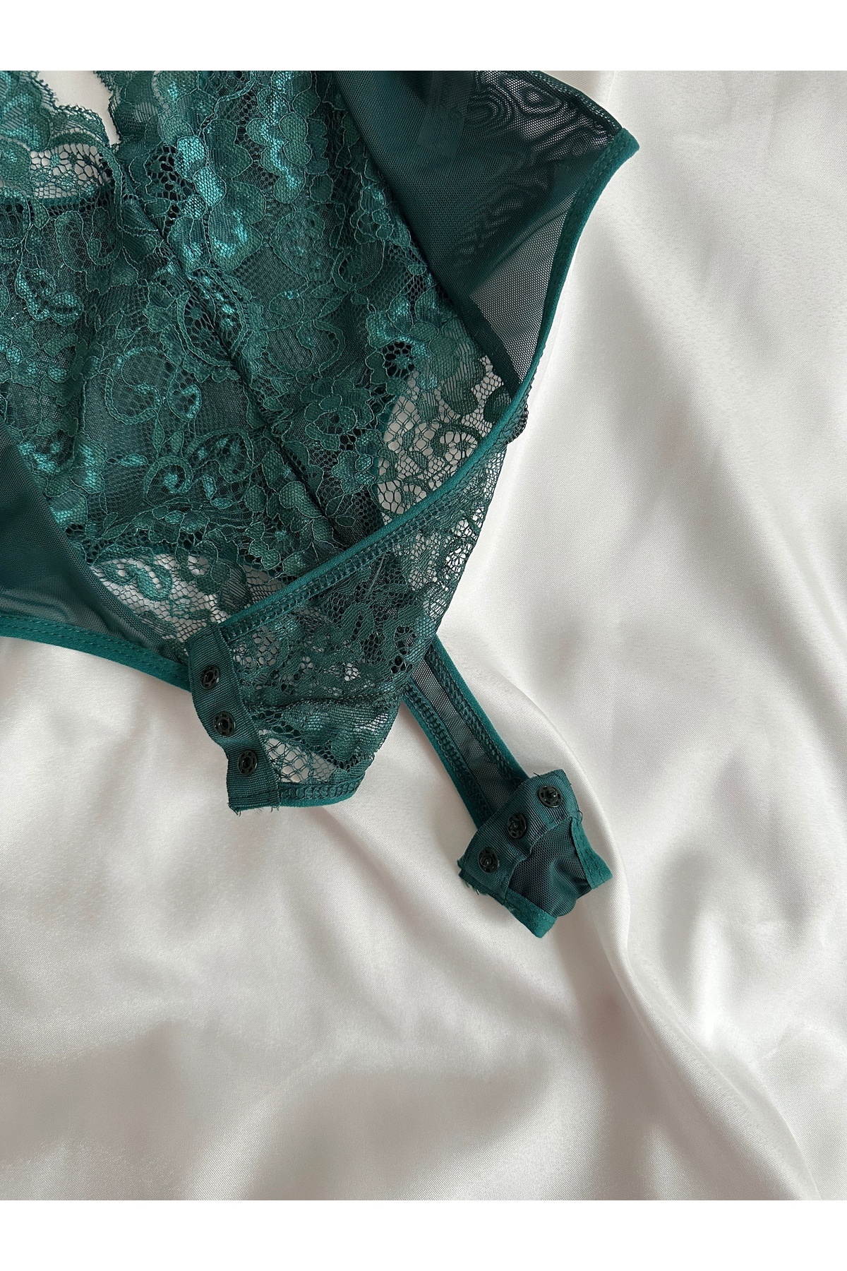 EDLİNGERİE-Body cu detaliu din dantelă verde 3