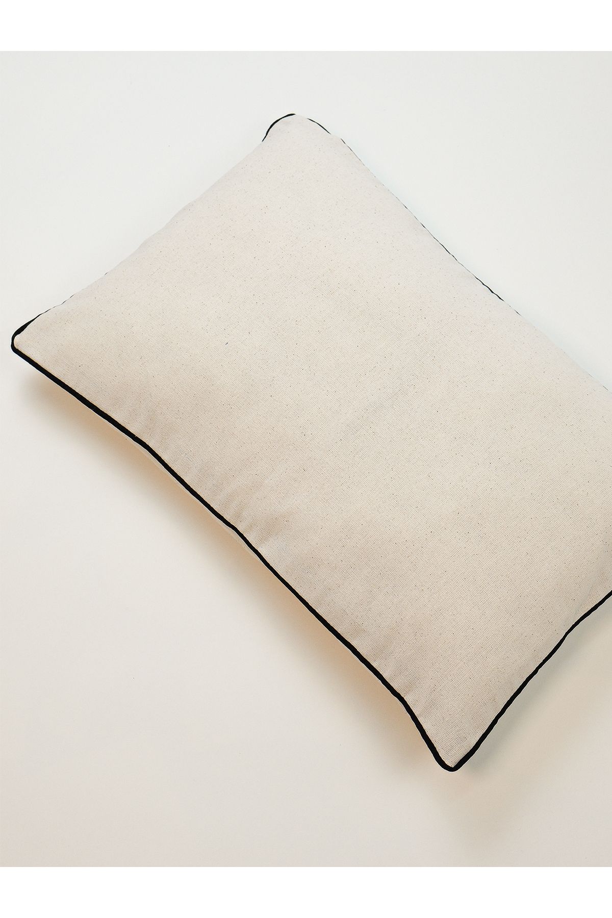 Galia Tasarım-Minimal Edge - Stripe Bias Twill Rectangular Throw Pillow Cover - Black 3