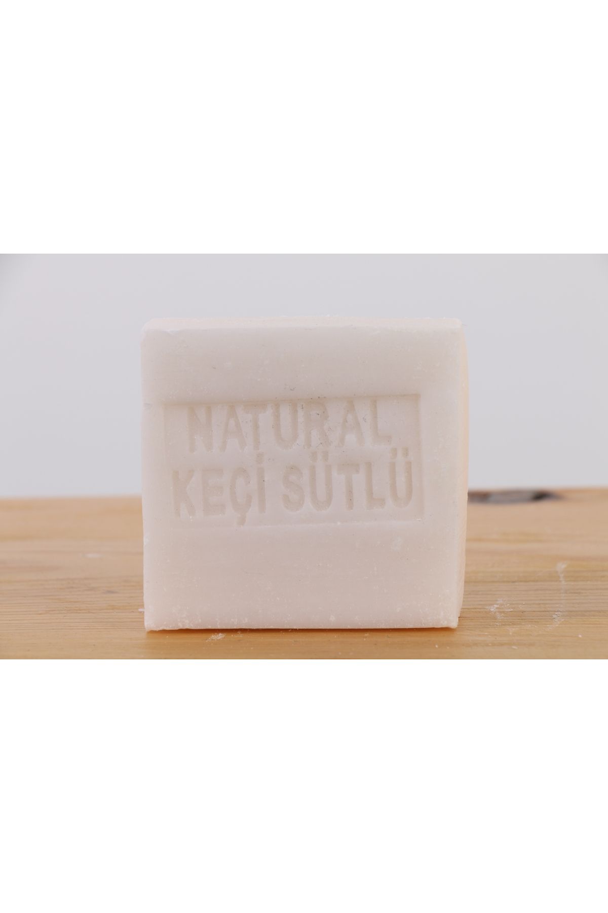 P&B NATUREL NATUREL KEÇİ SÜTÜ SABUN 110 GR