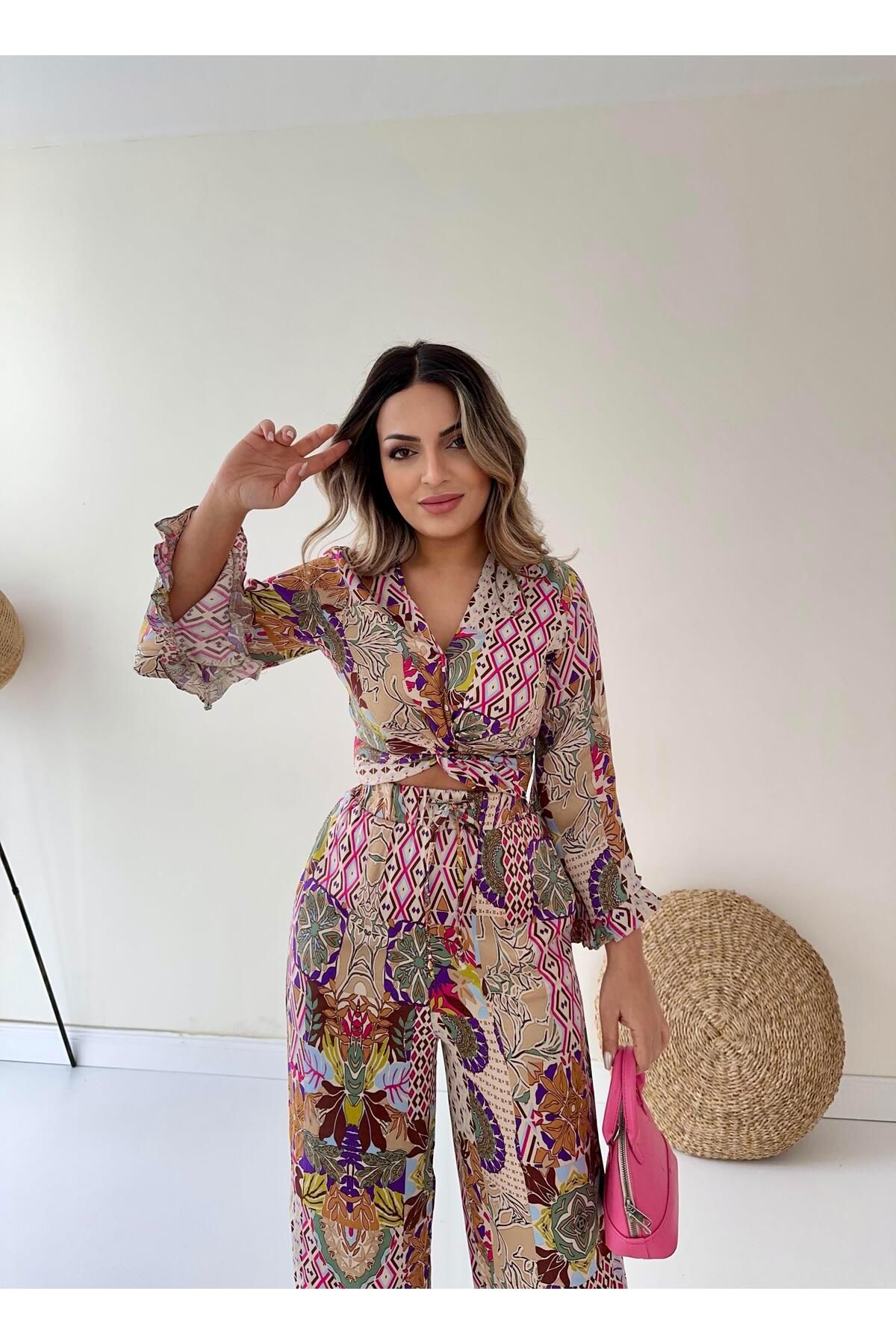 SEDA FİDAN İspanyol Kol Desenli Saten Takım Pembe