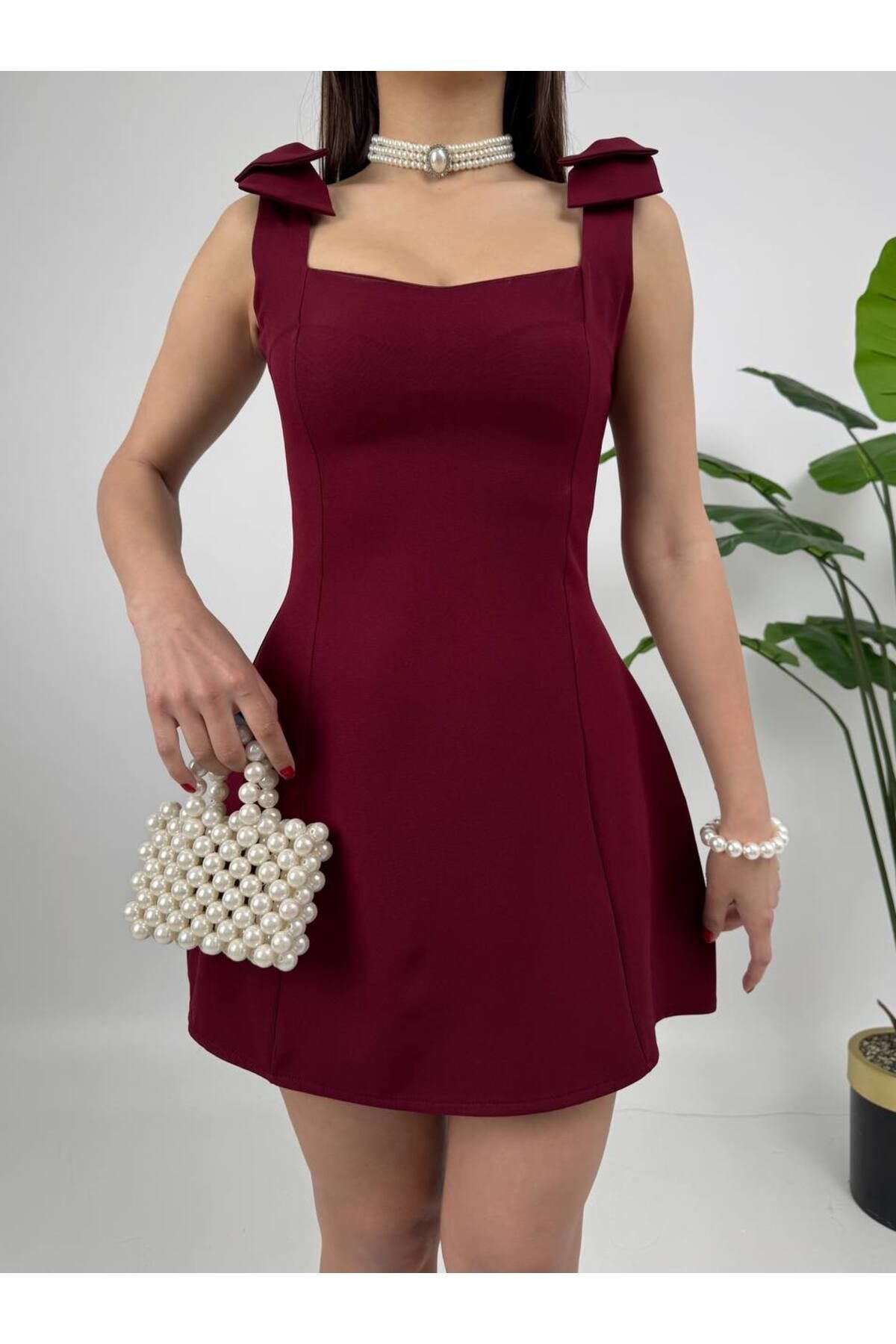 Zoe Zoe Omuz kurdele detaylı mini düğün/davet/nişan/nikah/kına/mezuniyet elbisesi
