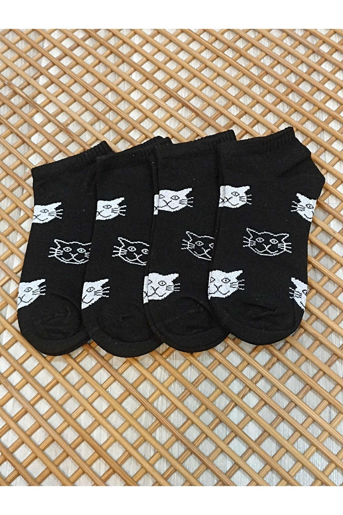 Rocks For Dikişsiz Burun 4 Çift Kadın Desenli Patik Çorap