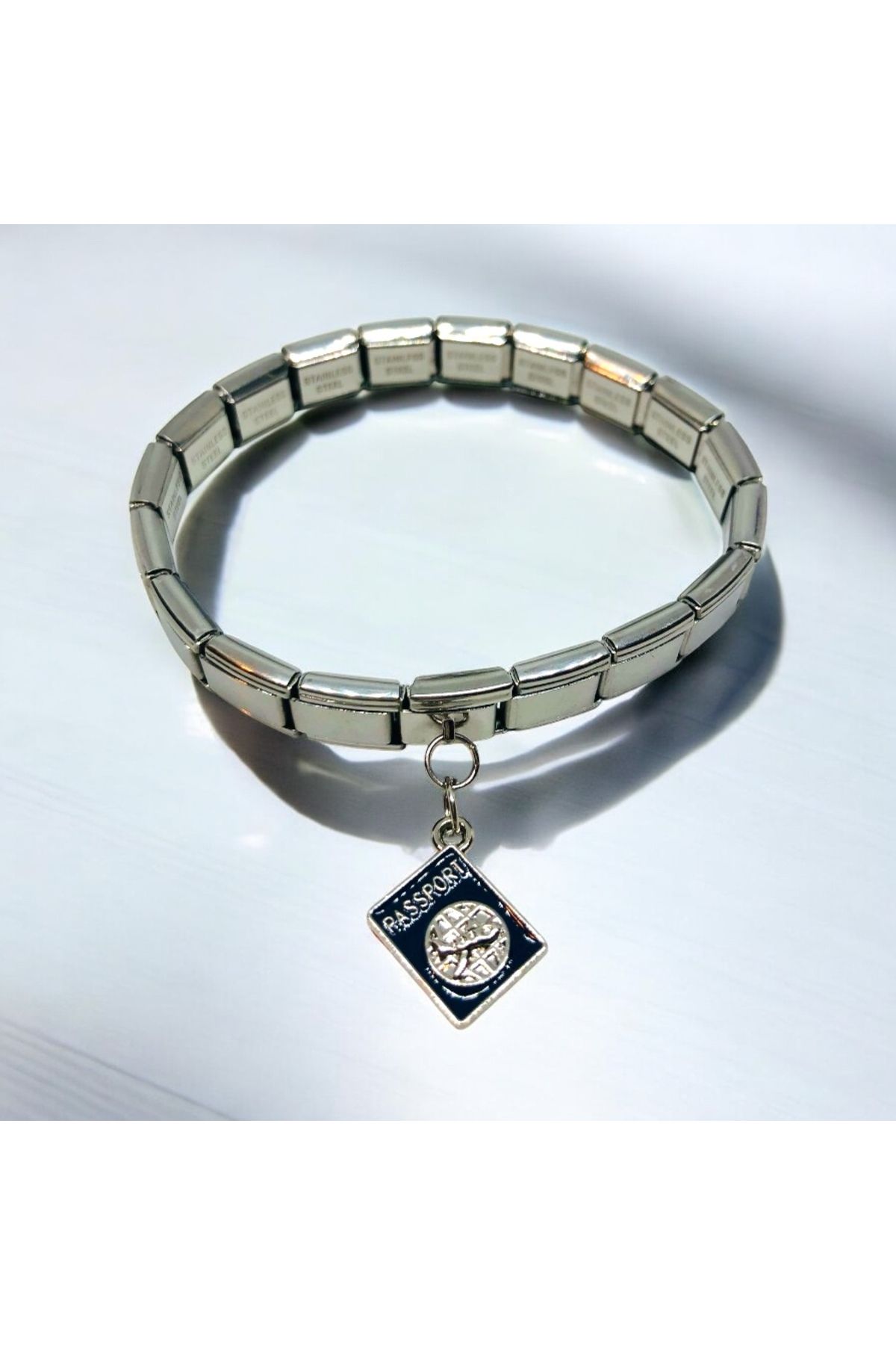 MeSin Store PASAPORT CHARM EKLENTİLİ ÇELİK İTALYAN BİLEKLİK