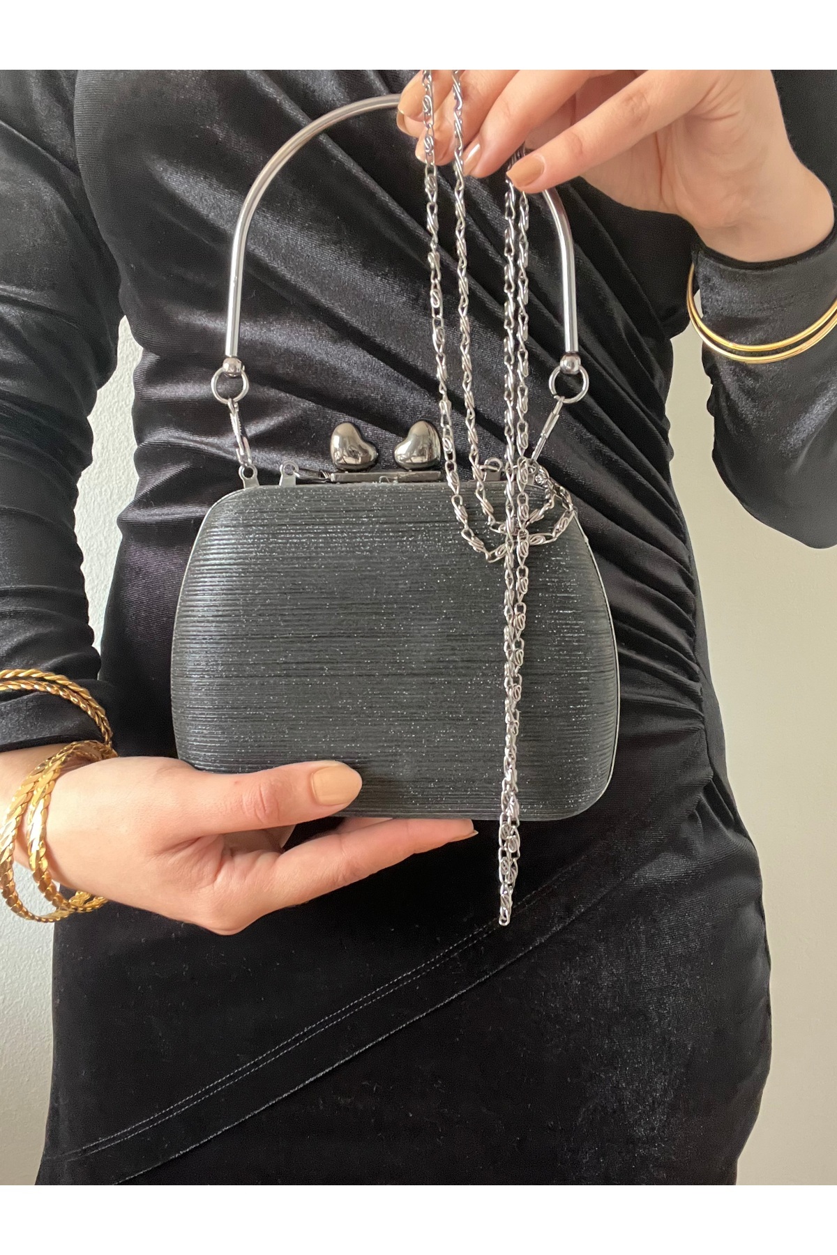 Baykuş Boutique-Women's Striped Glitter Heart Detailed Evening Dress Bag with Hand Grip and Shoulder Strap 7