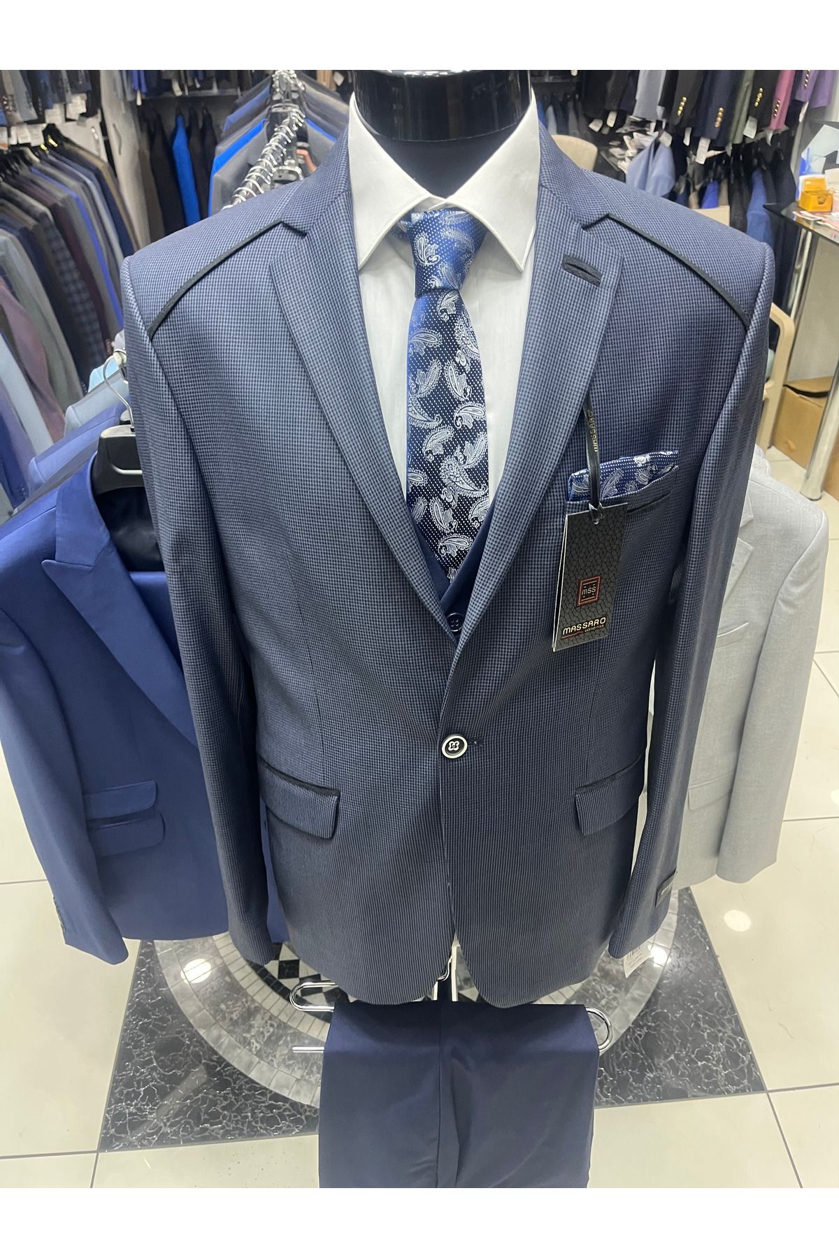 MASSARO KOMBİNLI SLIMFIT YELEKLI TAKIM ( CEKET DUZ VEYA KARELI. PANT YELEK DÜZ)