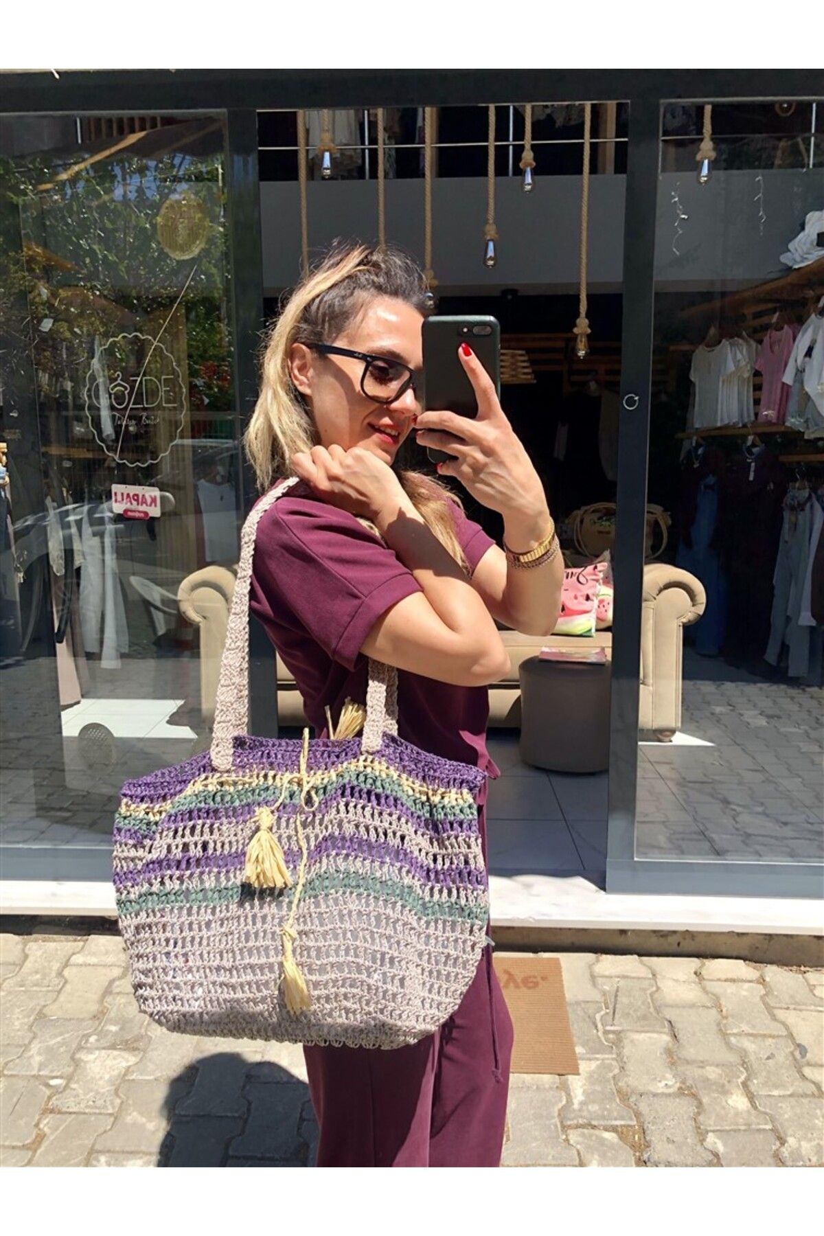 Gözde Tasarım Butik KADIN RENK BLOKLU EL YAPIMI TIĞİŞİ KAĞIT İP HASIR TABANLI ÖRGÜ GÜNLÜK VE PLAJ OMUZ ÇANTASI